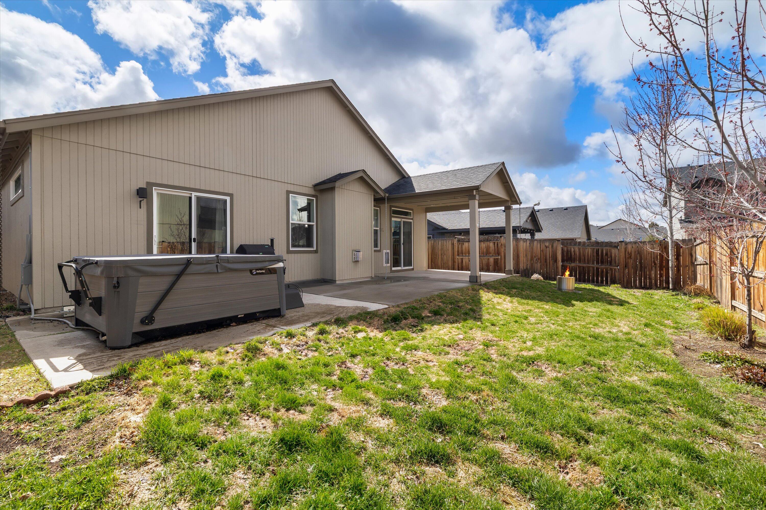 21338 NE Eagle Crossing Avenue