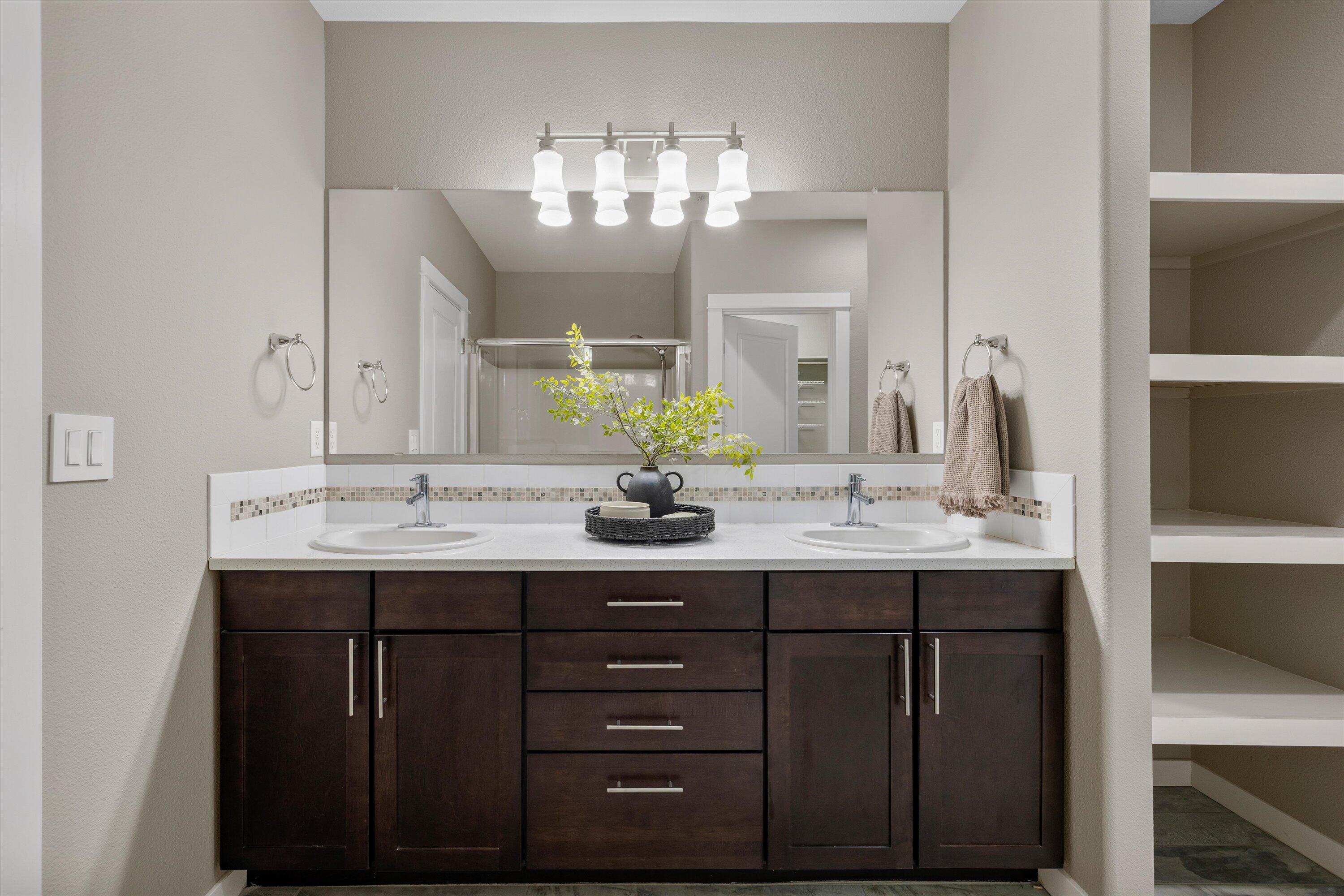 21338 NE Eagle Crossing Avenue