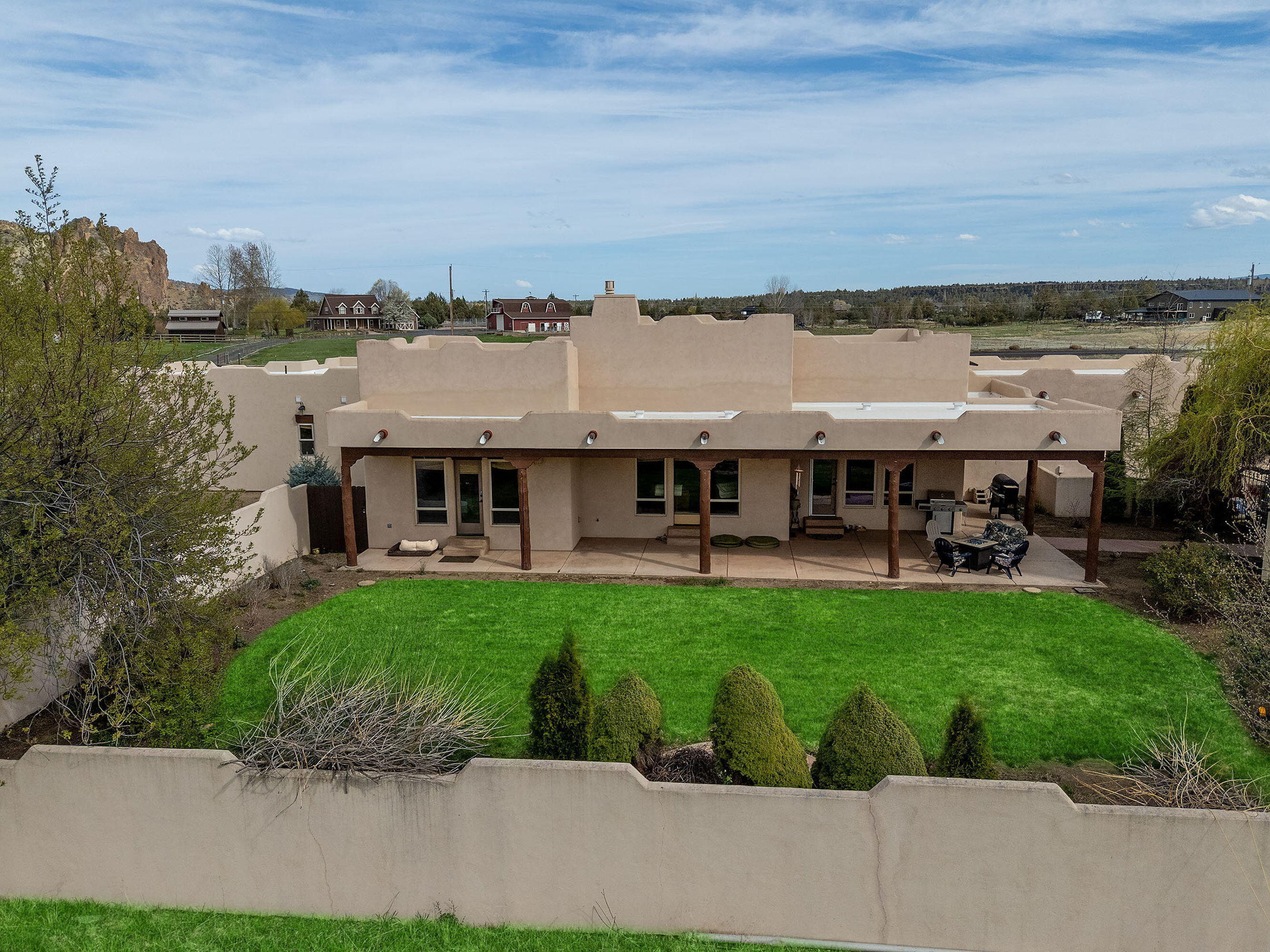 8955 NE 5th Street