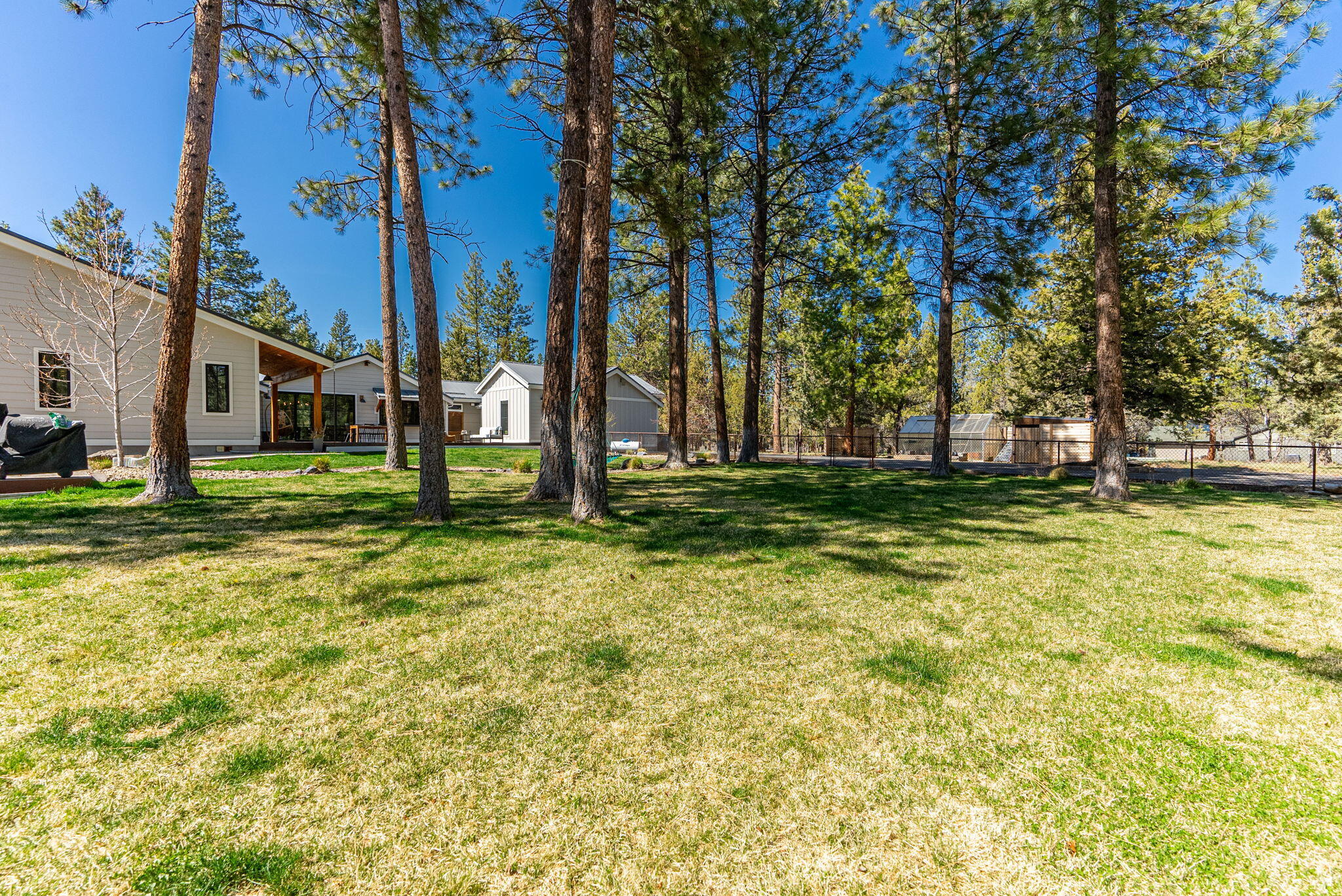 63444 NW Bridle Lane