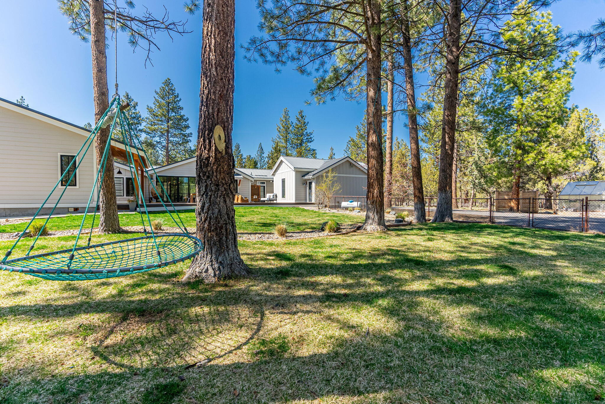 63444 NW Bridle Lane