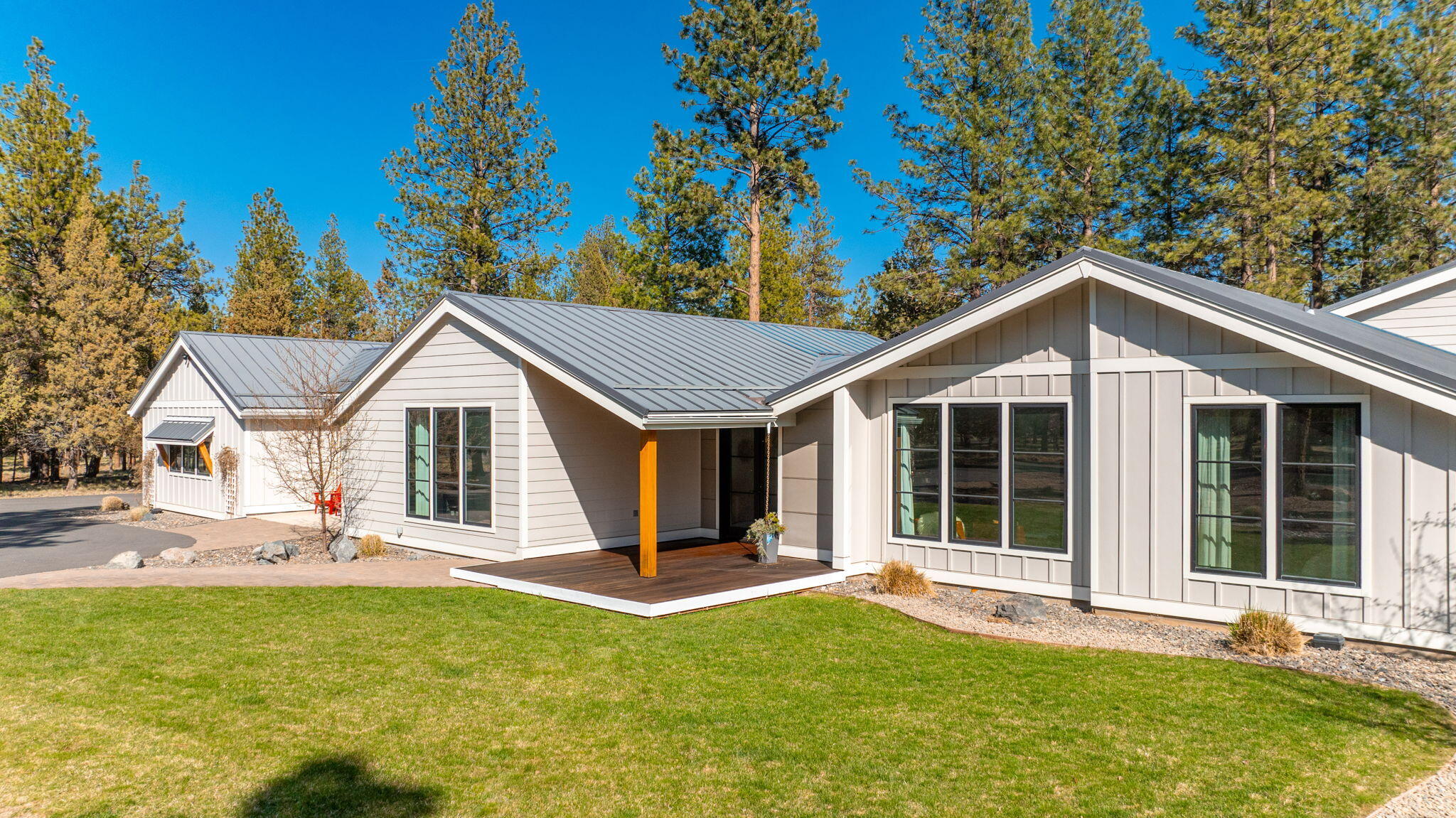 63444 NW Bridle Lane