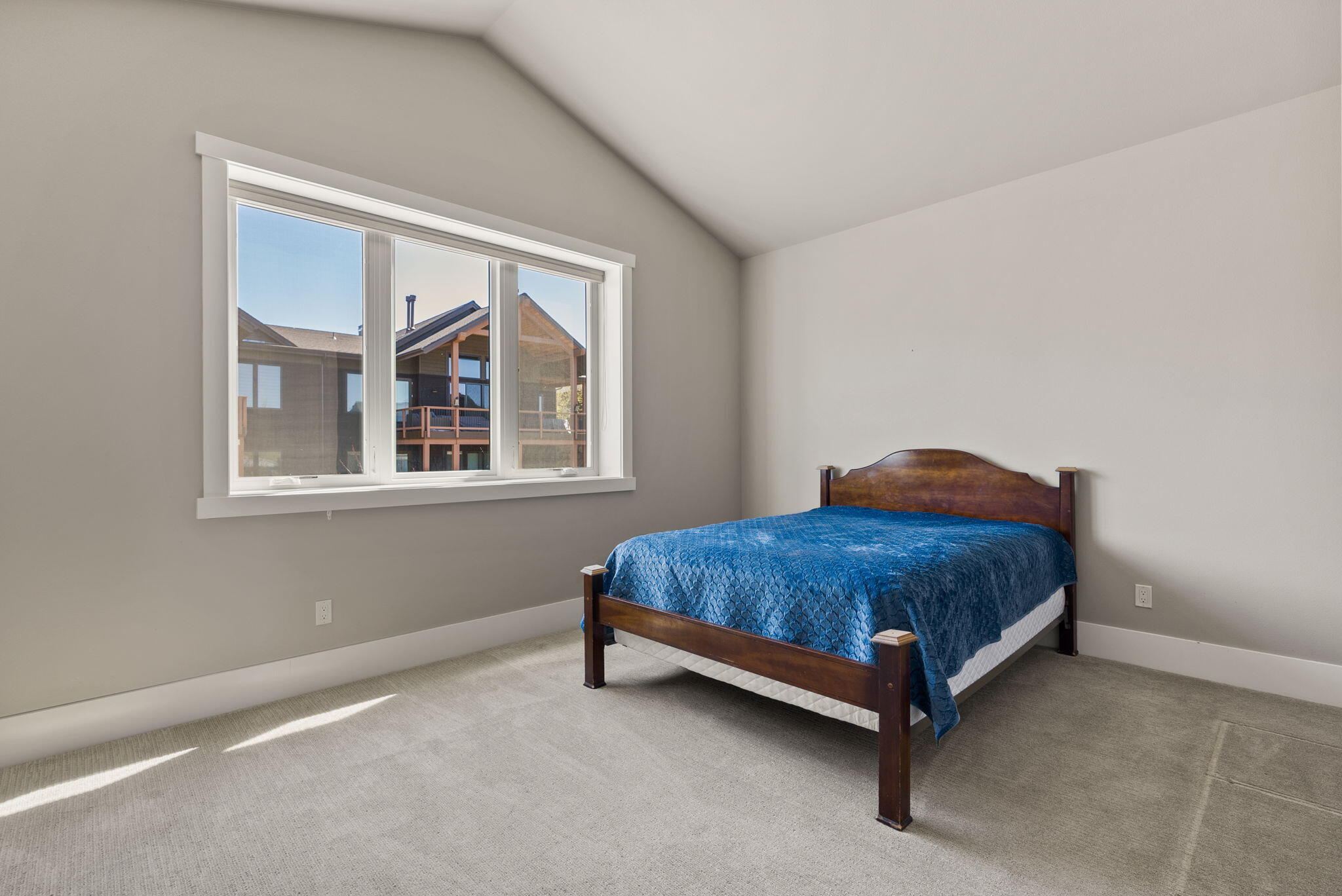 61337 Kindle Rock Loop