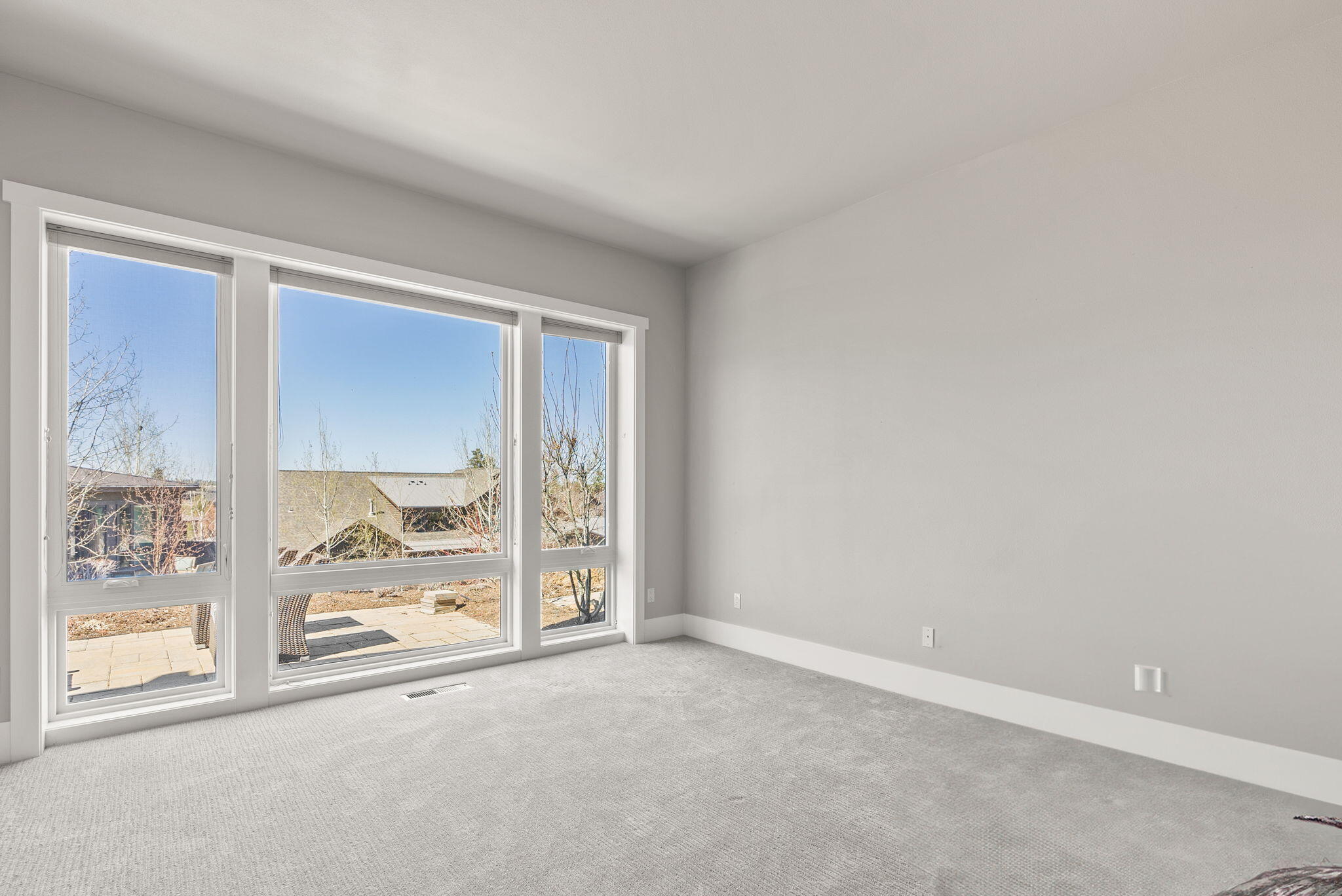 61337 Kindle Rock Loop