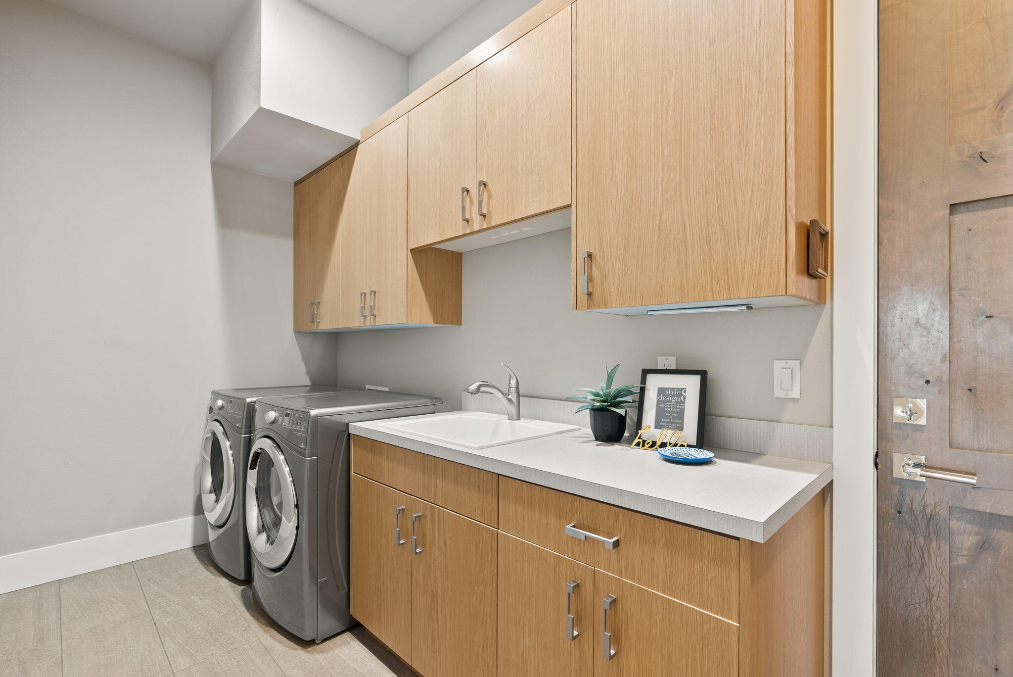 61337 Kindle Rock Loop