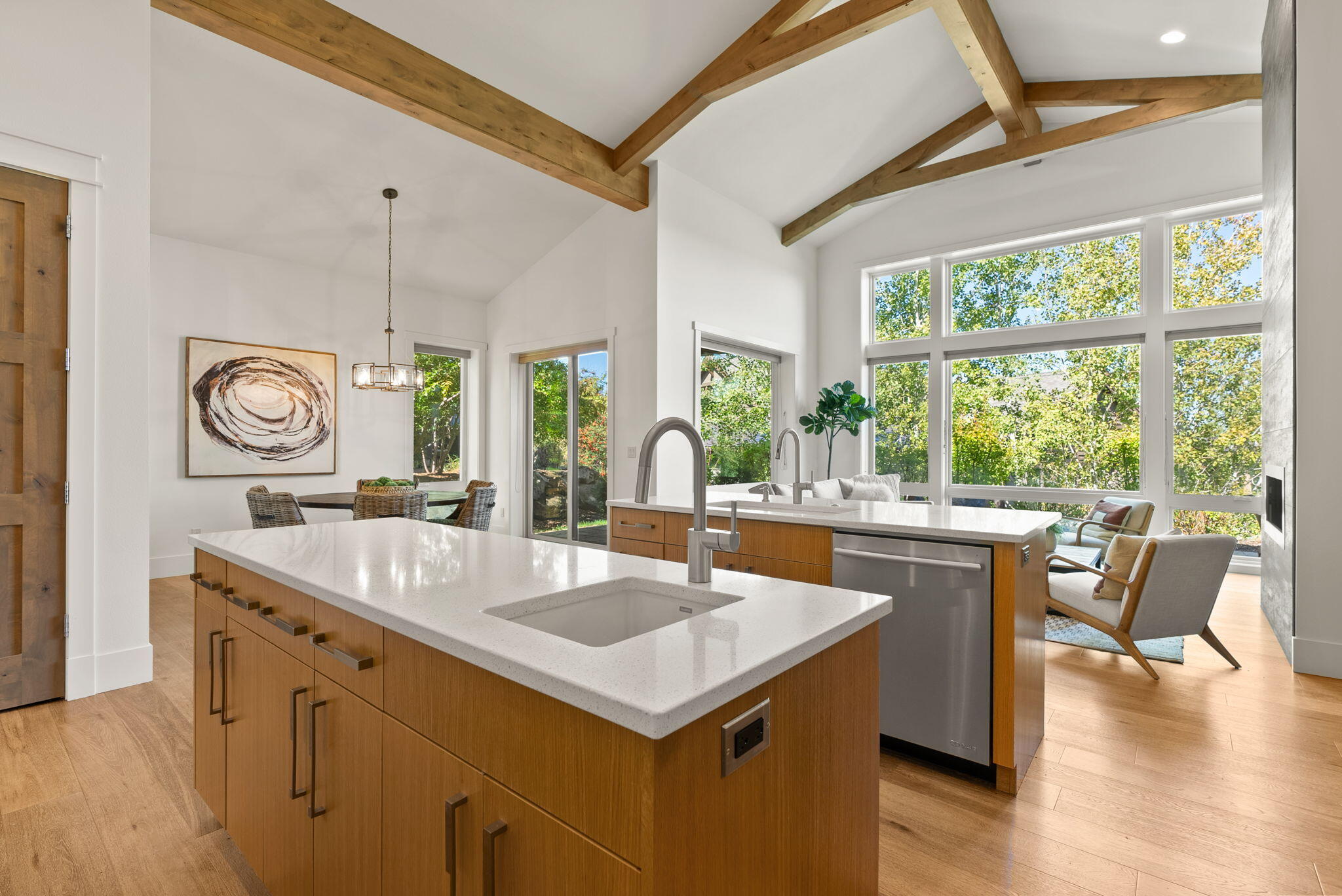 61337 Kindle Rock Loop