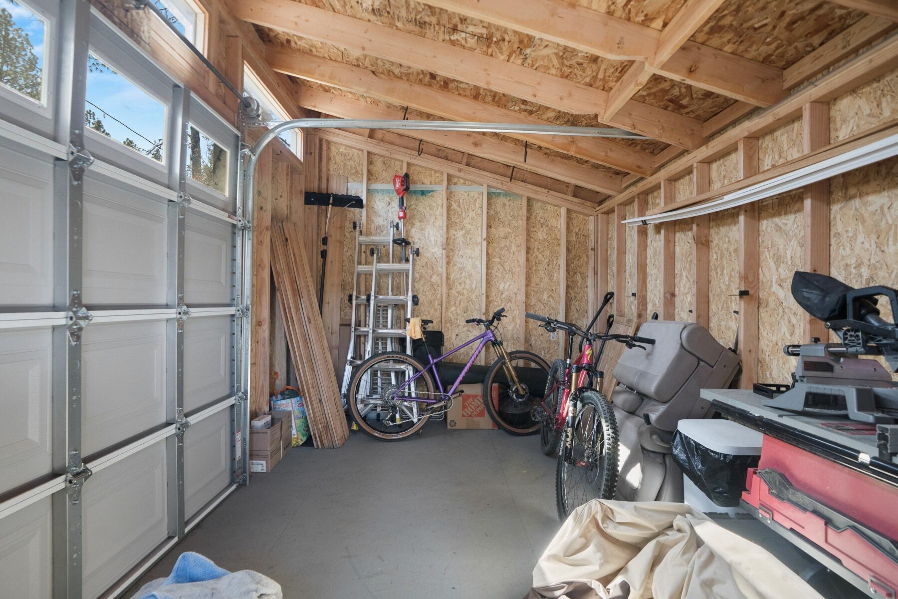 1613 NW Ithaca Avenue