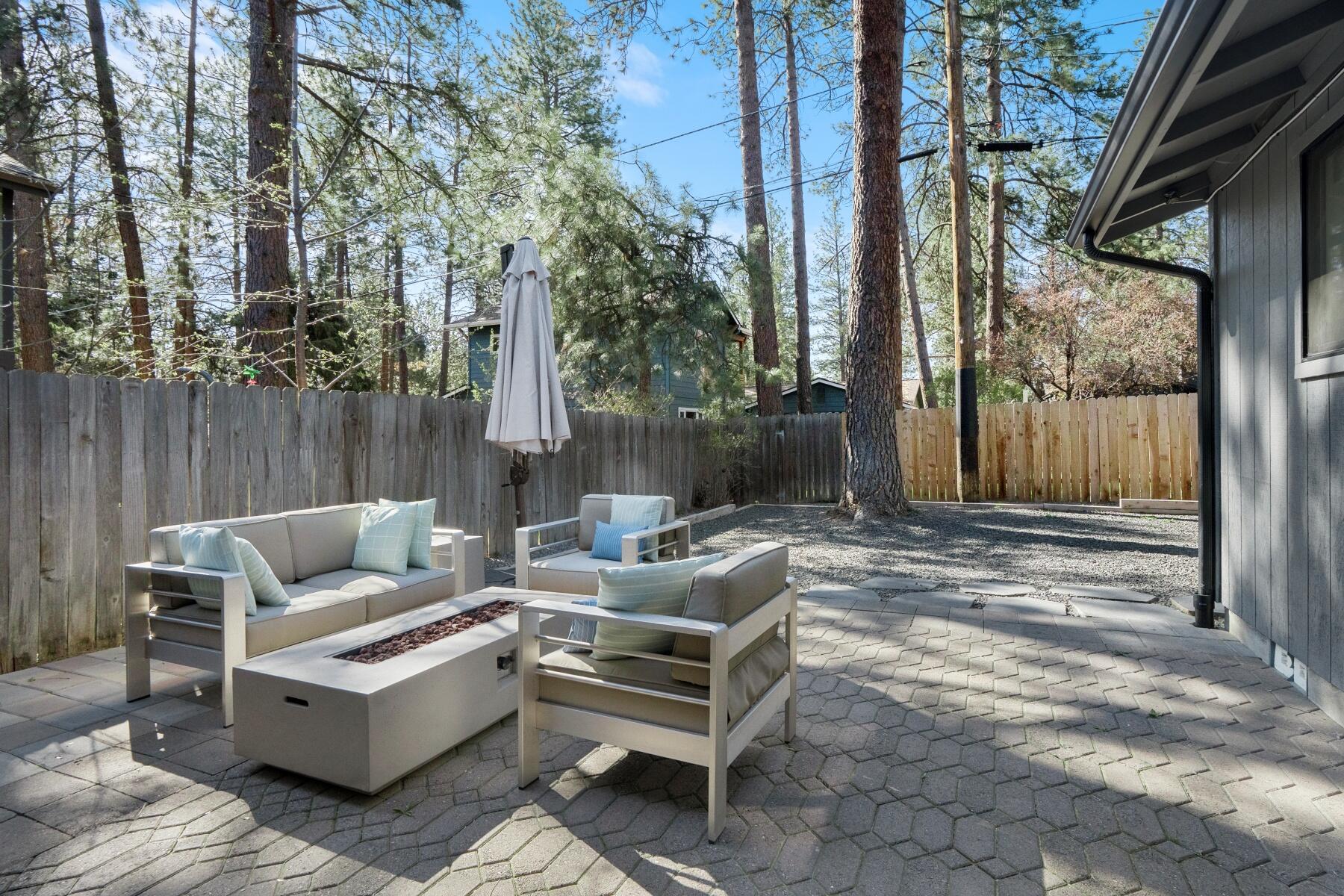 1613 NW Ithaca Avenue