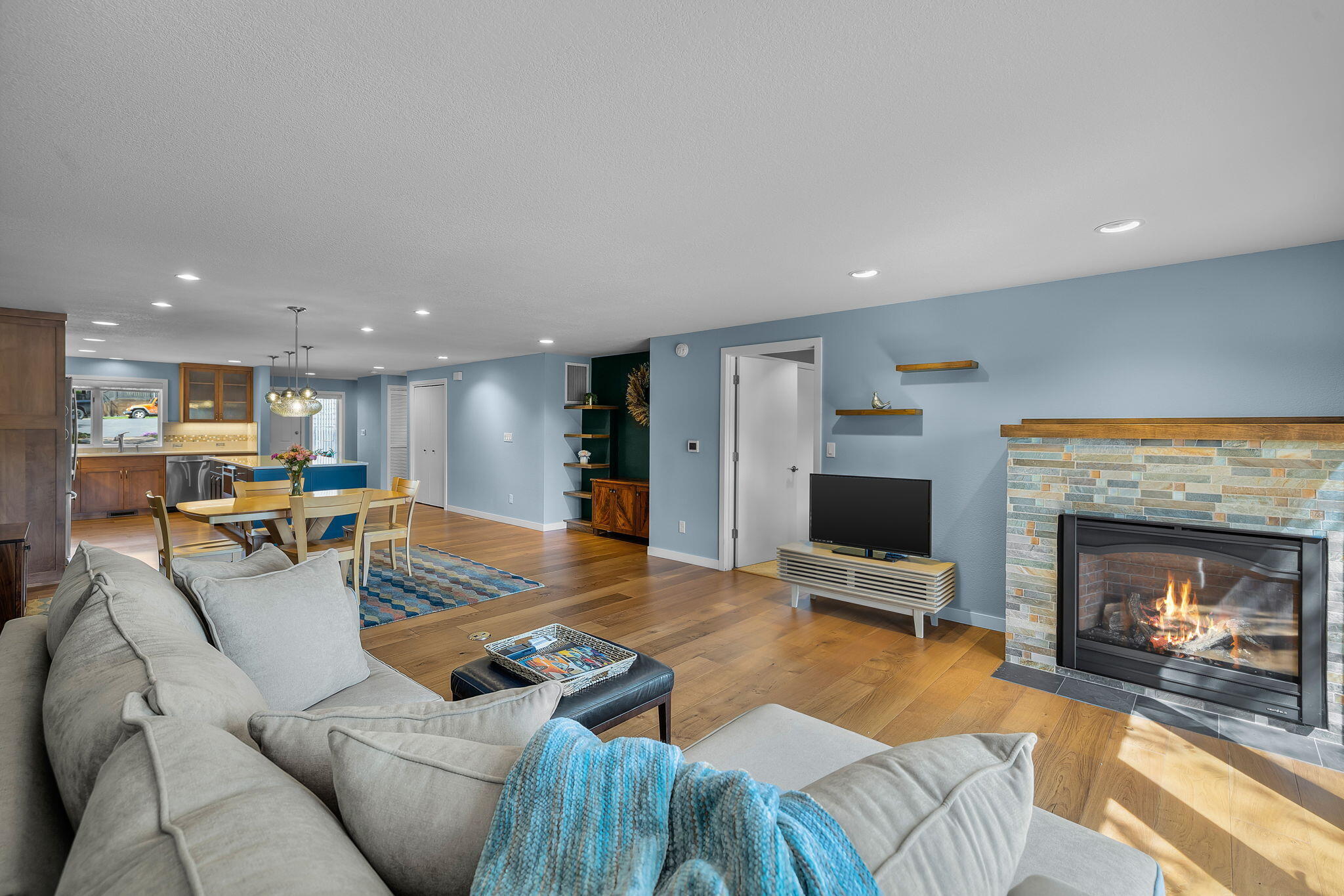 1414 NW Awbrey Road, A