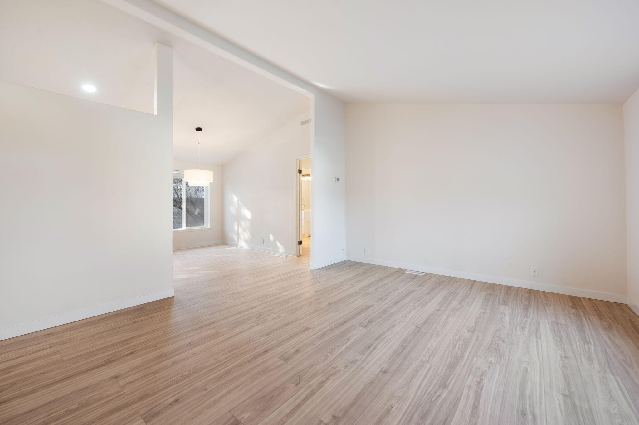 2515 NE Wintergreen Drive