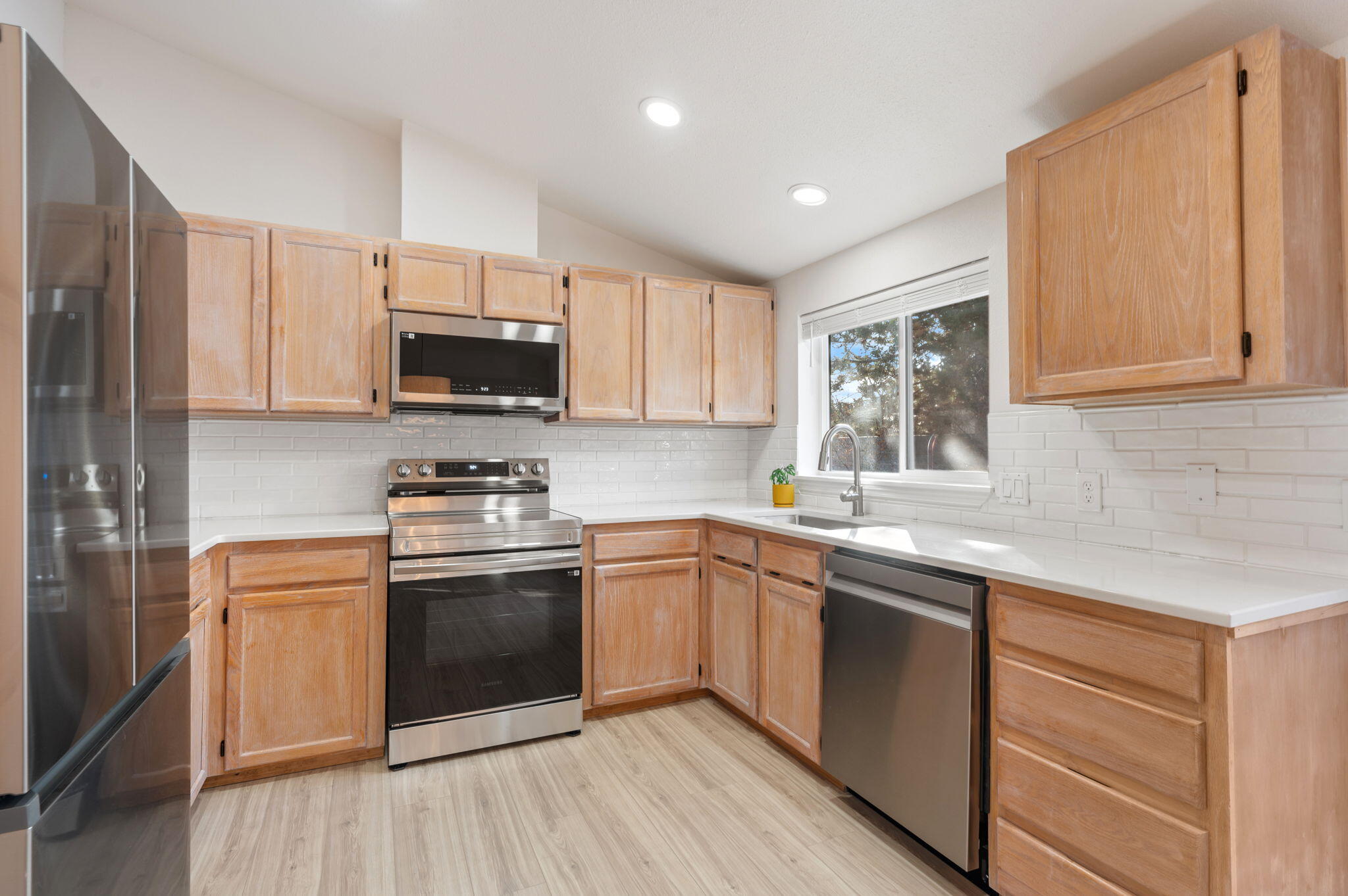 2515 NE Wintergreen Drive