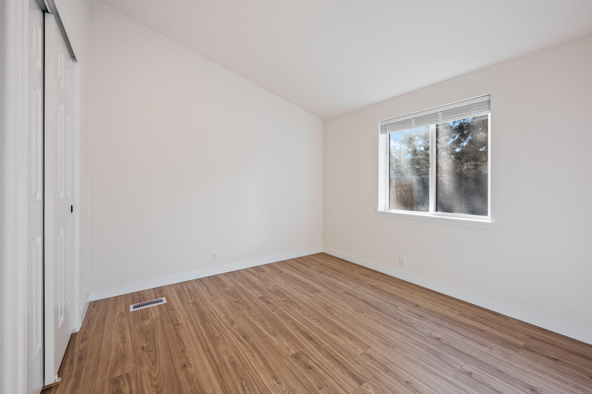 2515 NE Wintergreen Drive