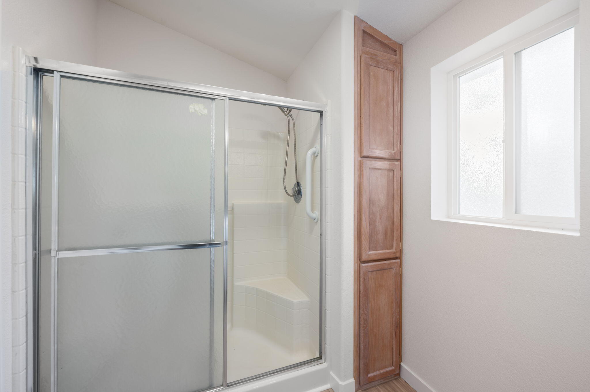 2515 NE Wintergreen Drive