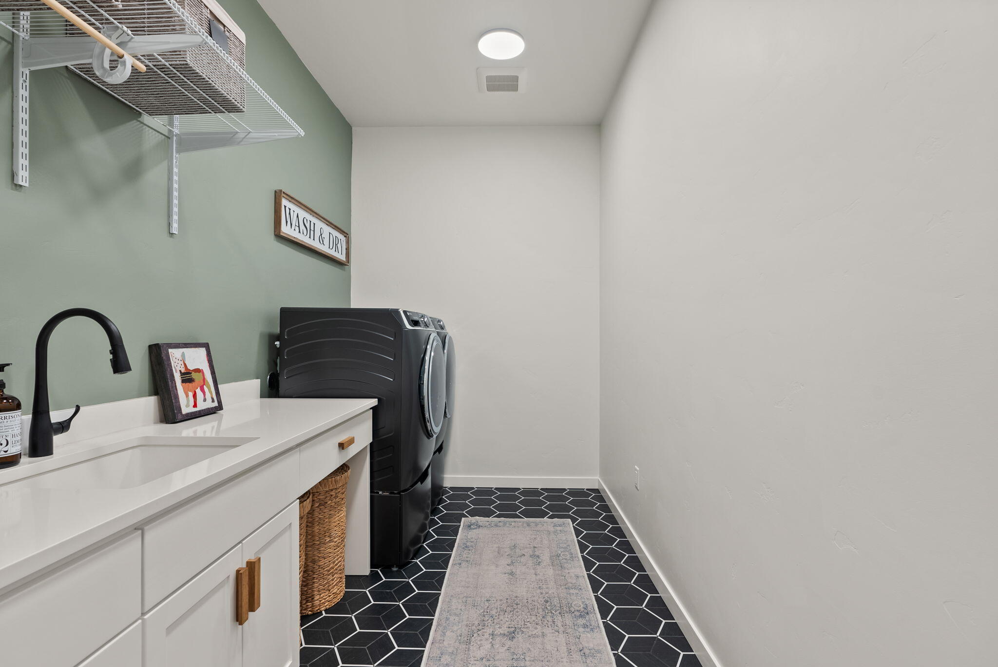 3039 NW Winslow Drive