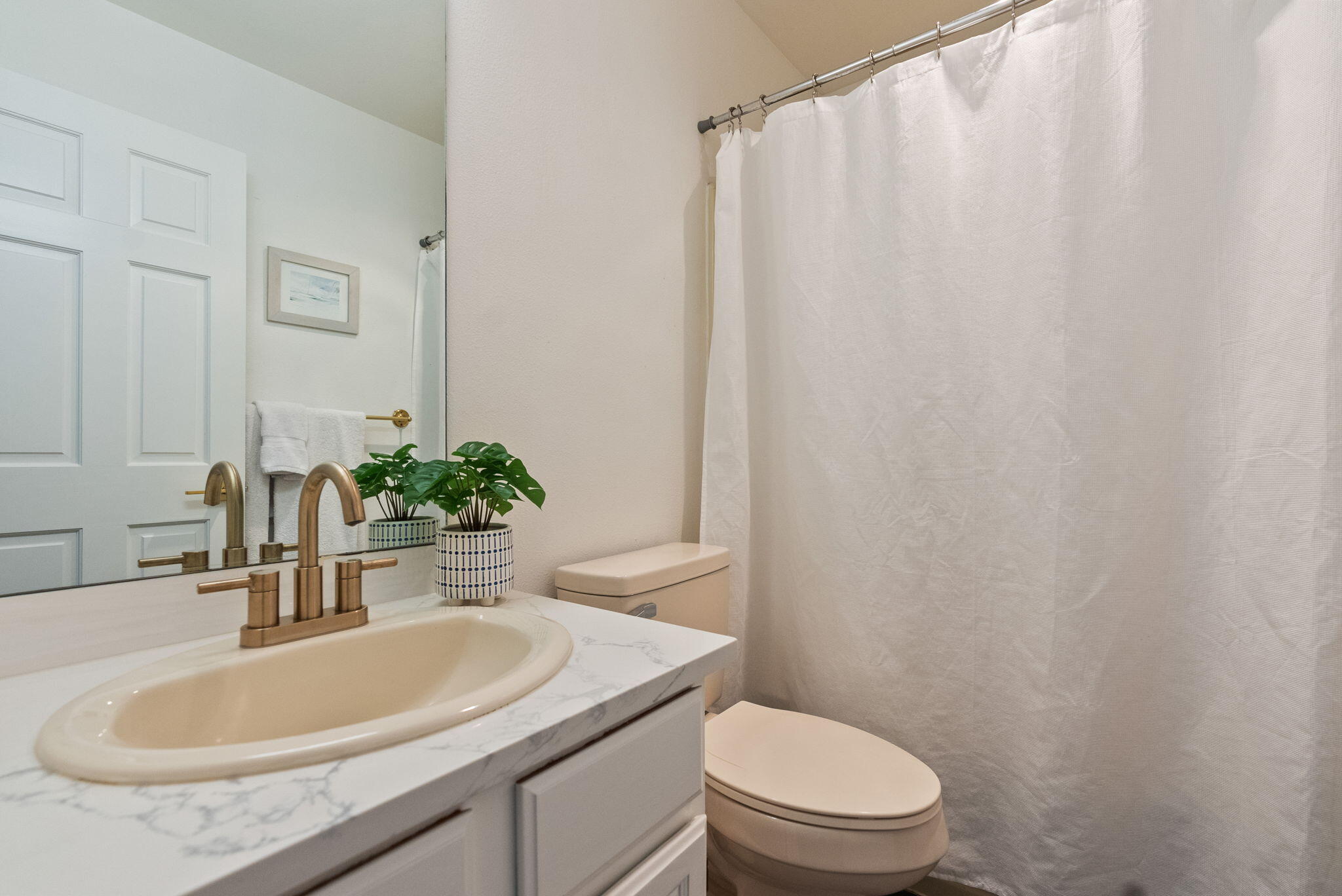 624 NE Tracker Court
