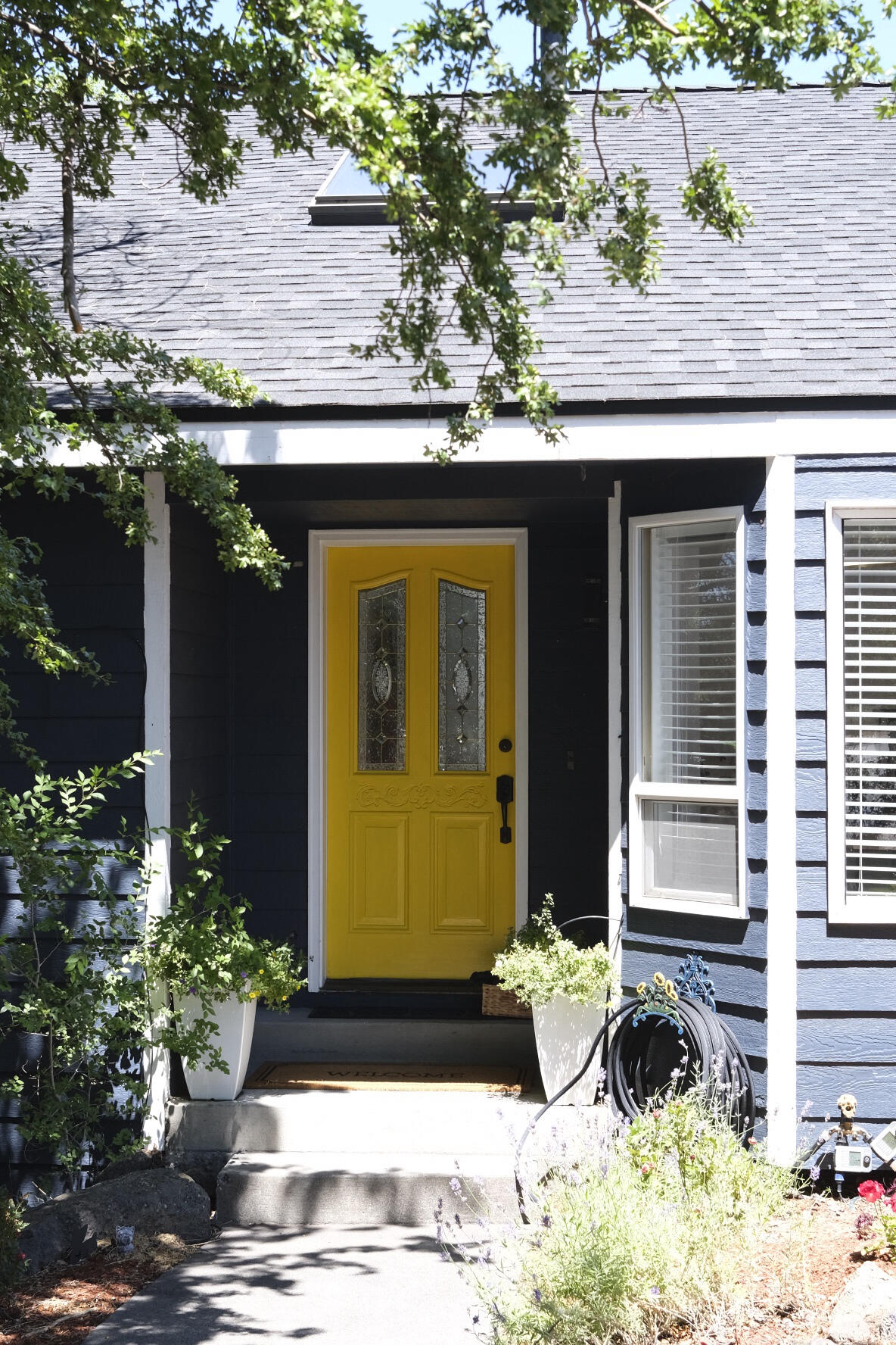 624 NE Tracker Court
