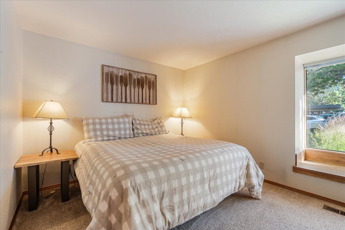 17751 Lake Aspen Court, 23