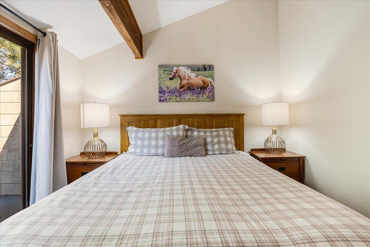 17751 Lake Aspen Court, 23