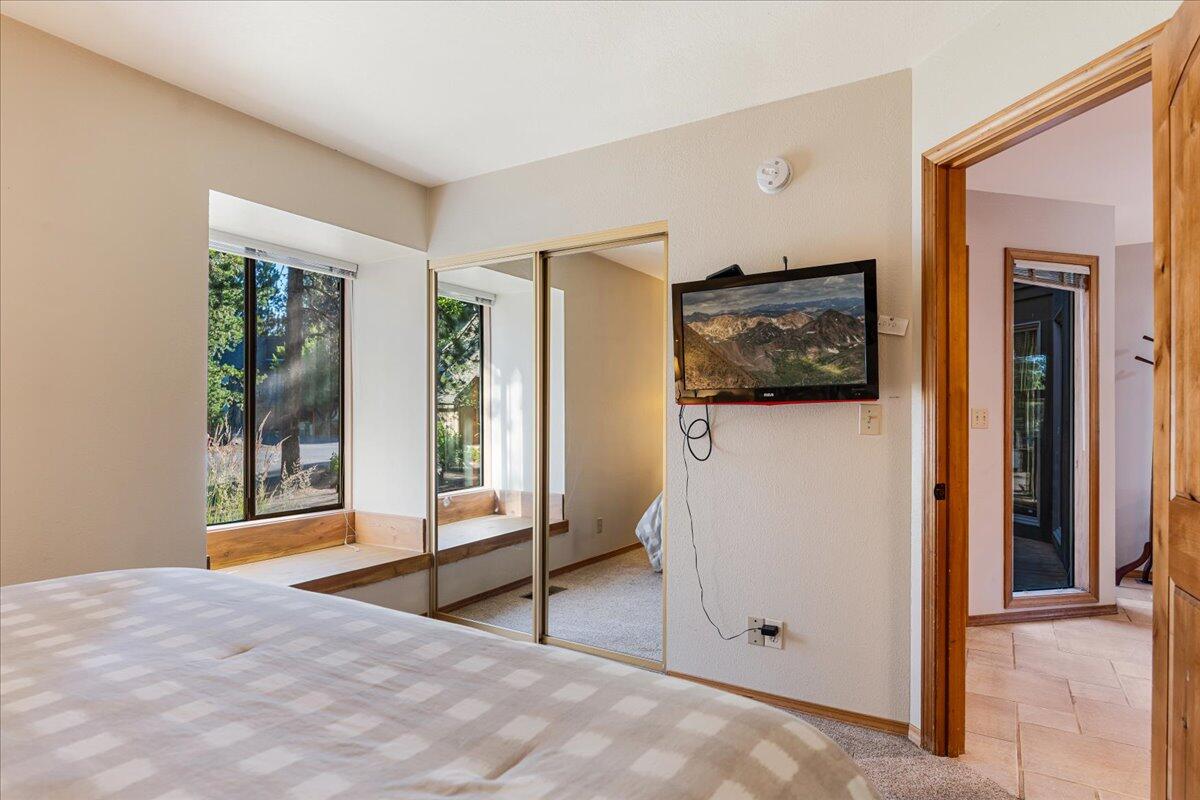 17751 Lake Aspen Court, 23