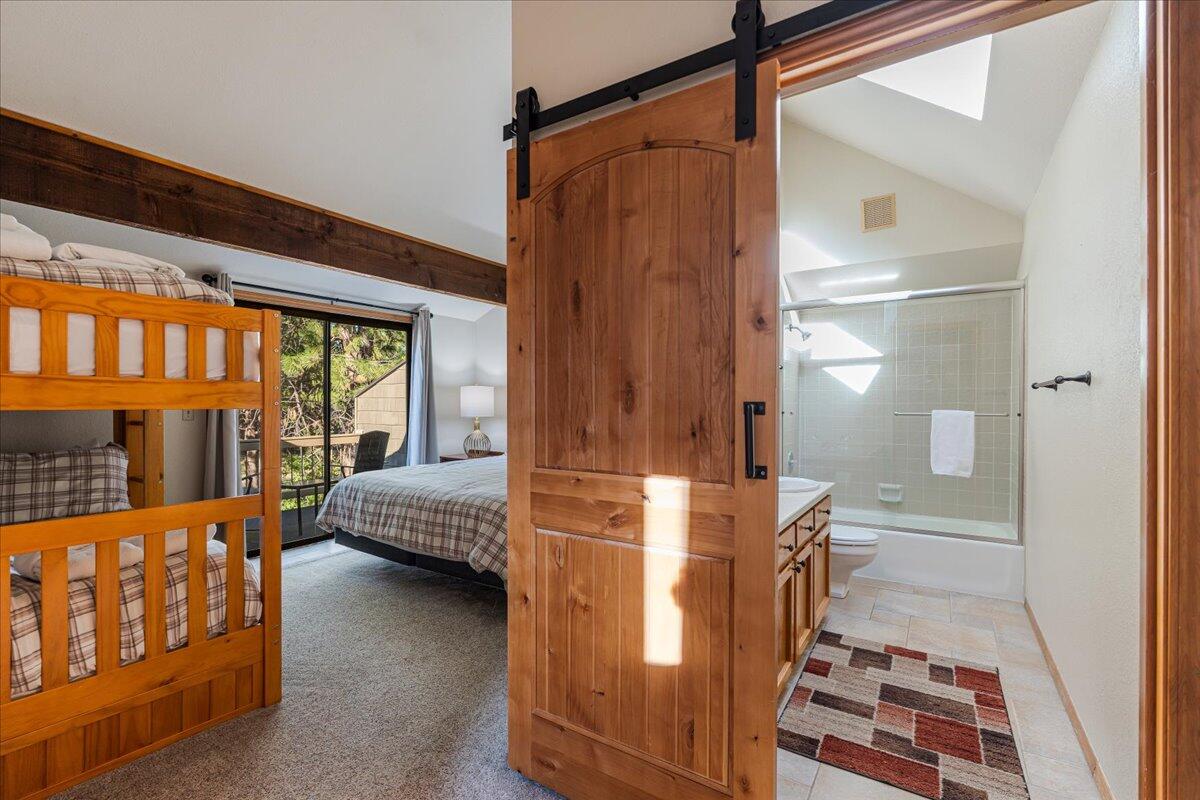 17751 Lake Aspen Court, 23