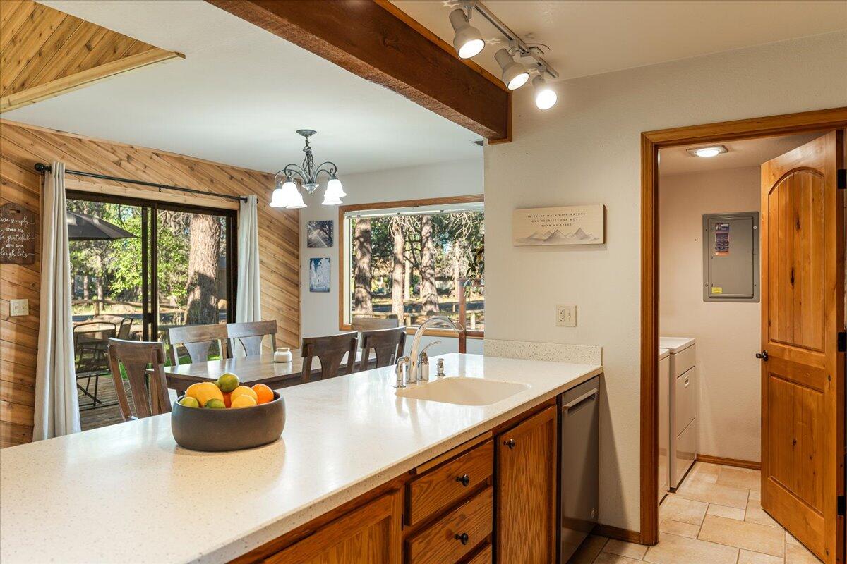 17751 Lake Aspen Court, 23