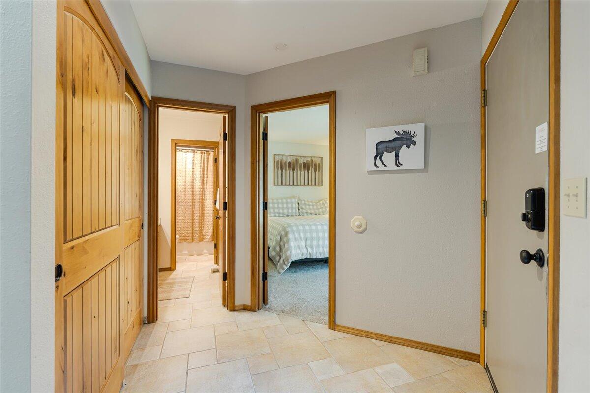 17751 Lake Aspen Court, 23