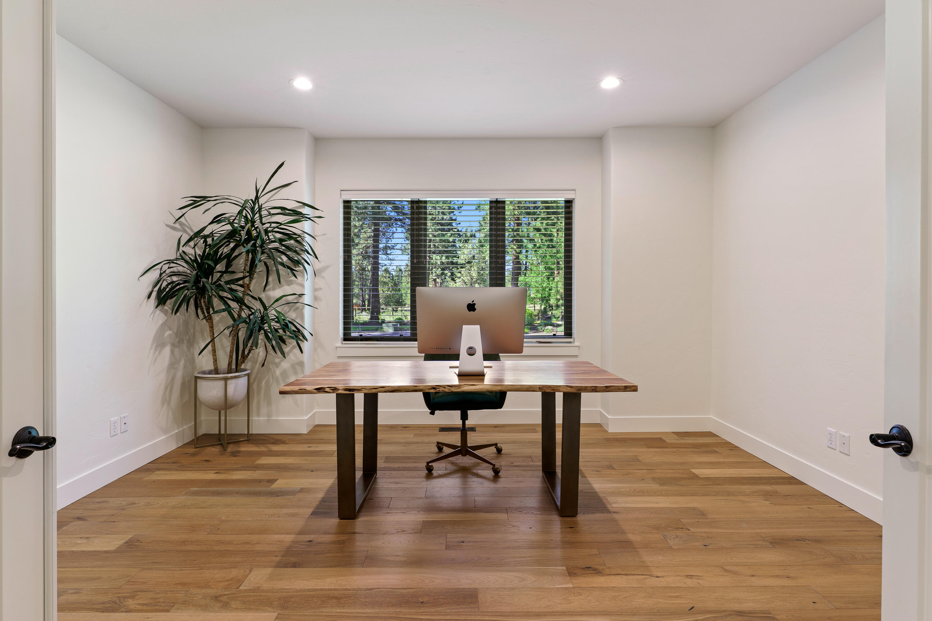 60003 W Ridgeview Drive