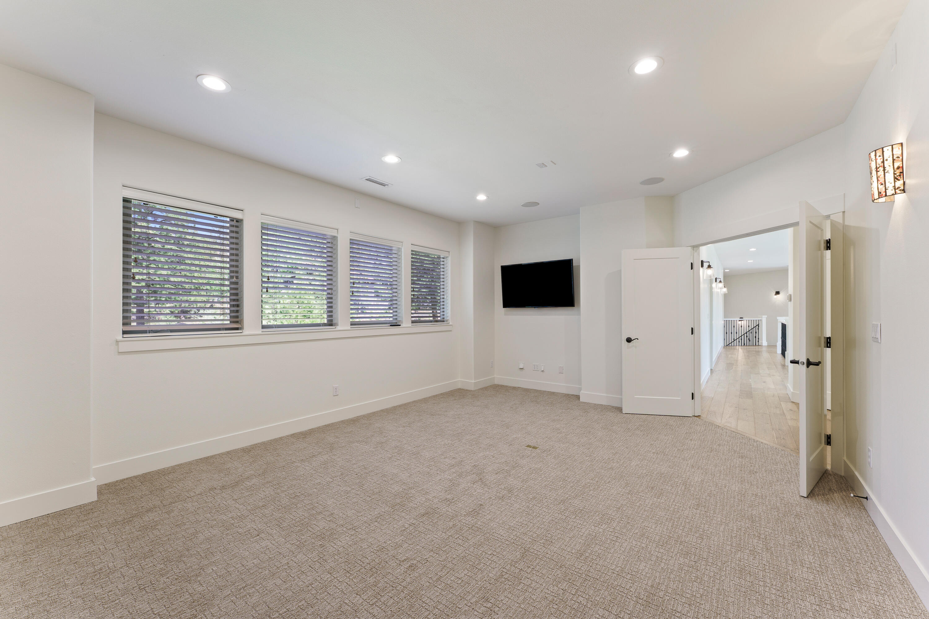 60003 W Ridgeview Drive