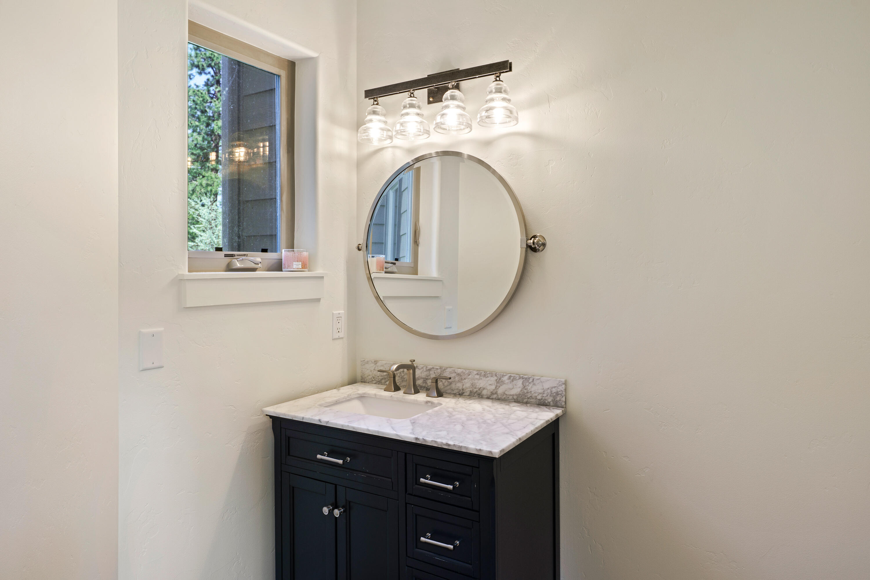 60003 W Ridgeview Drive