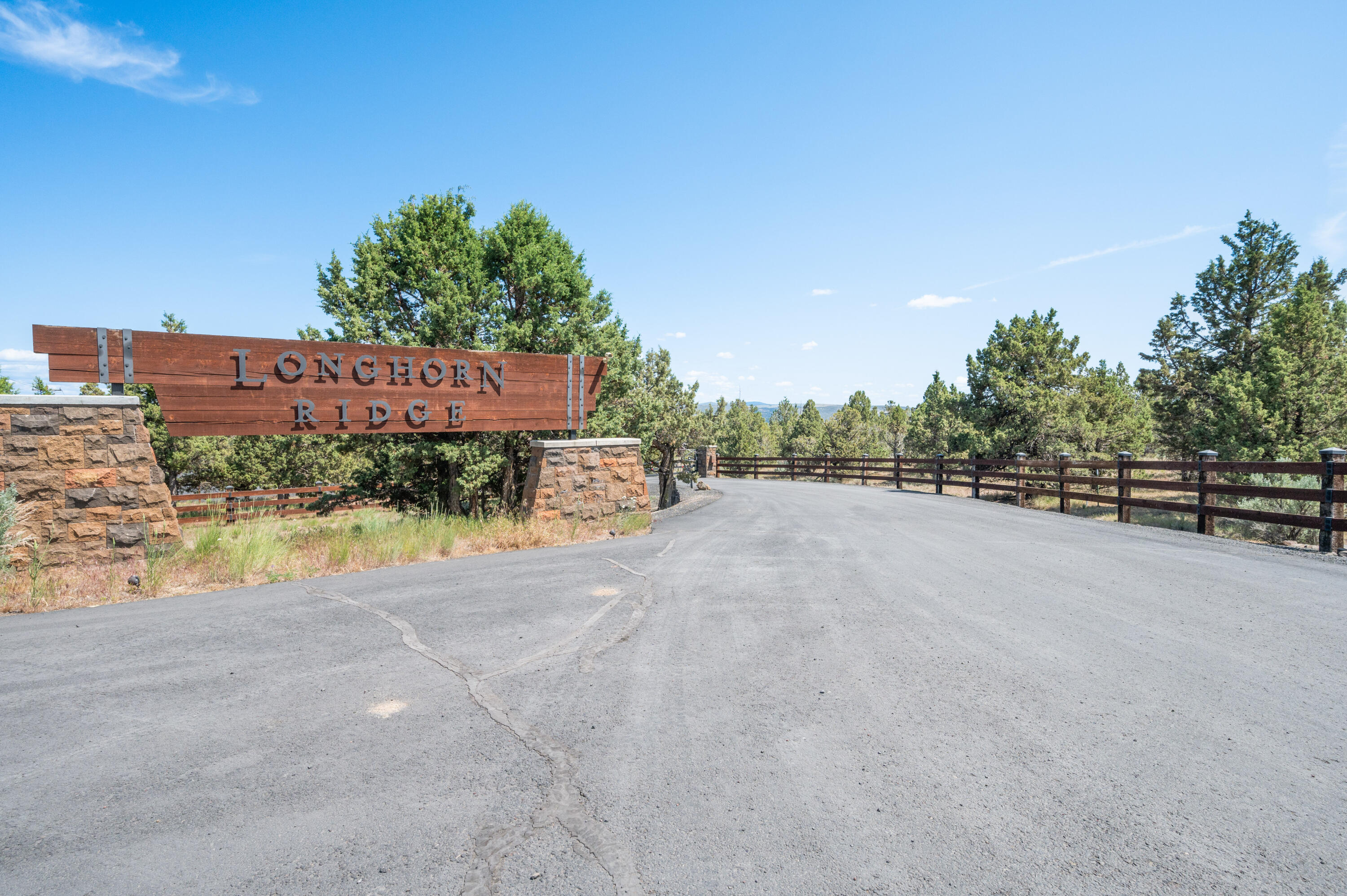 10352 SE Liberty Court, Prineville