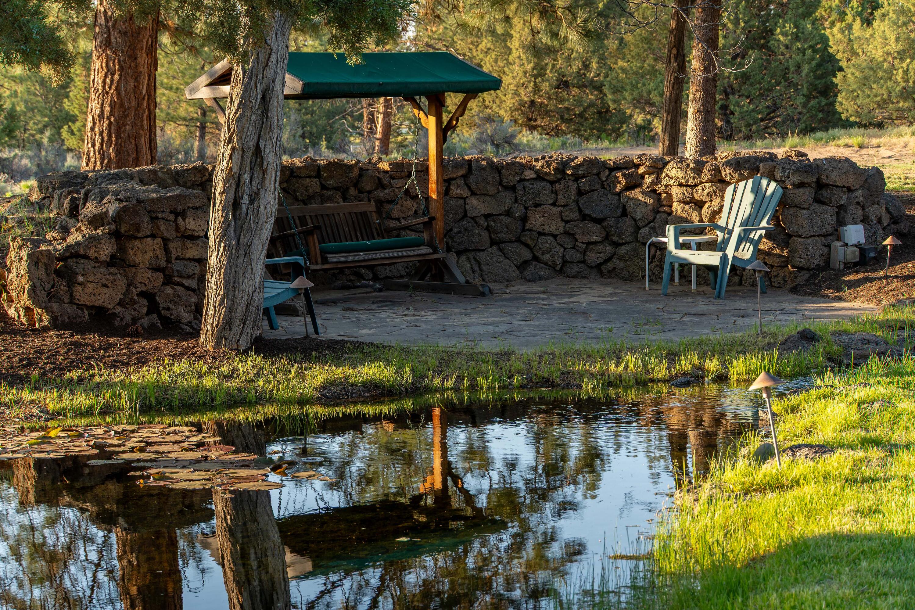 60485 Billadeau Road, Bend