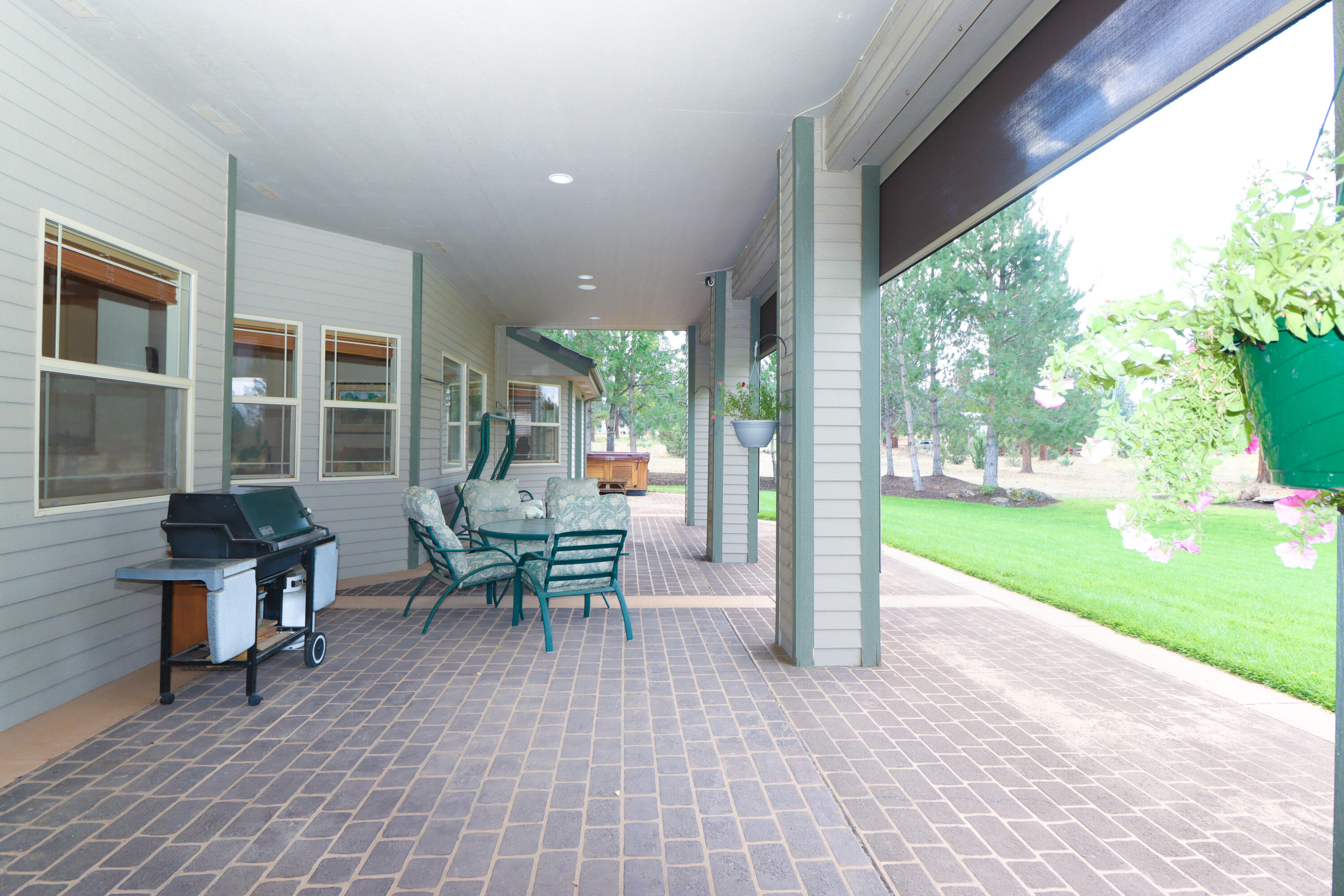 60485 Billadeau Road, Bend