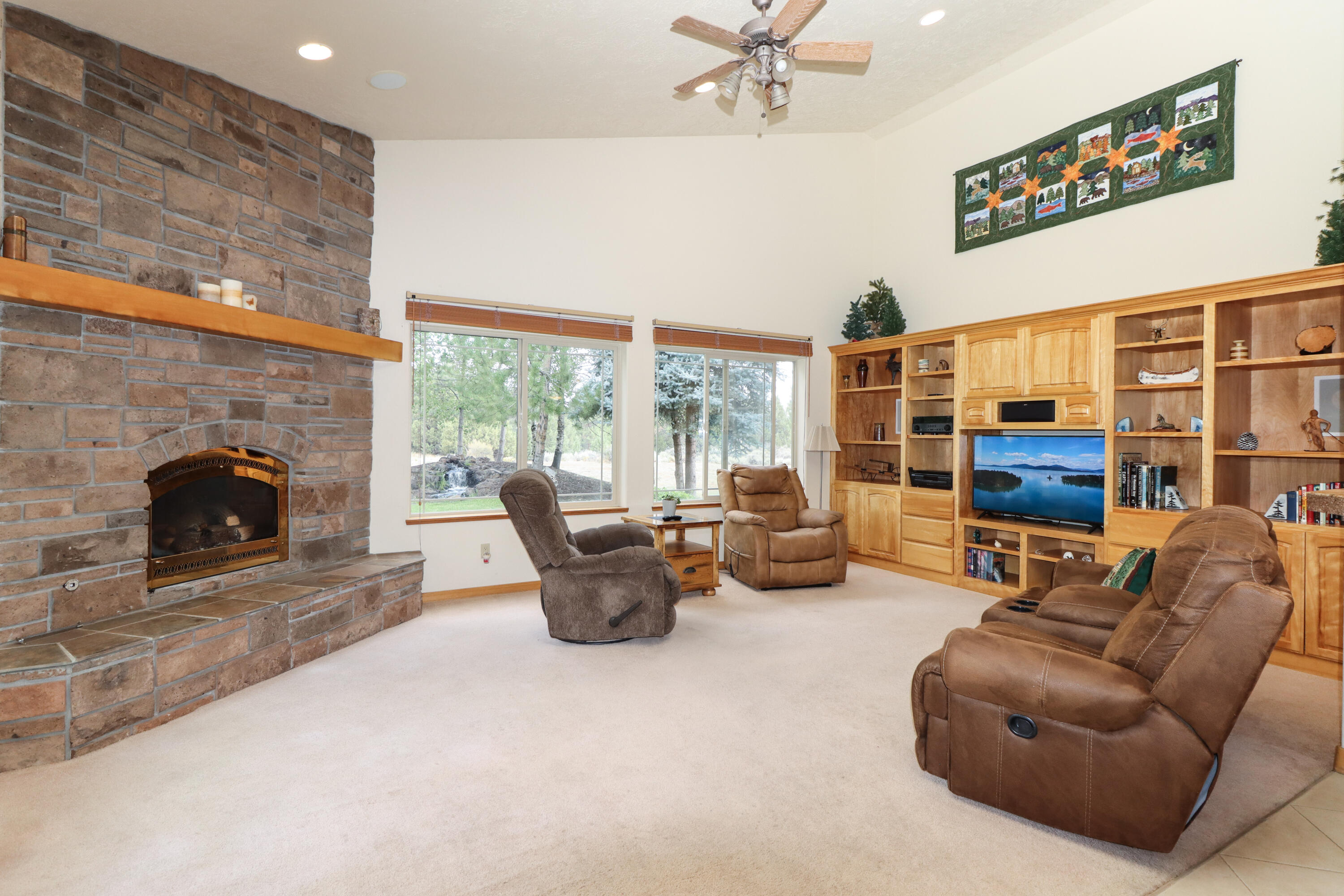 60485 Billadeau Road, Bend