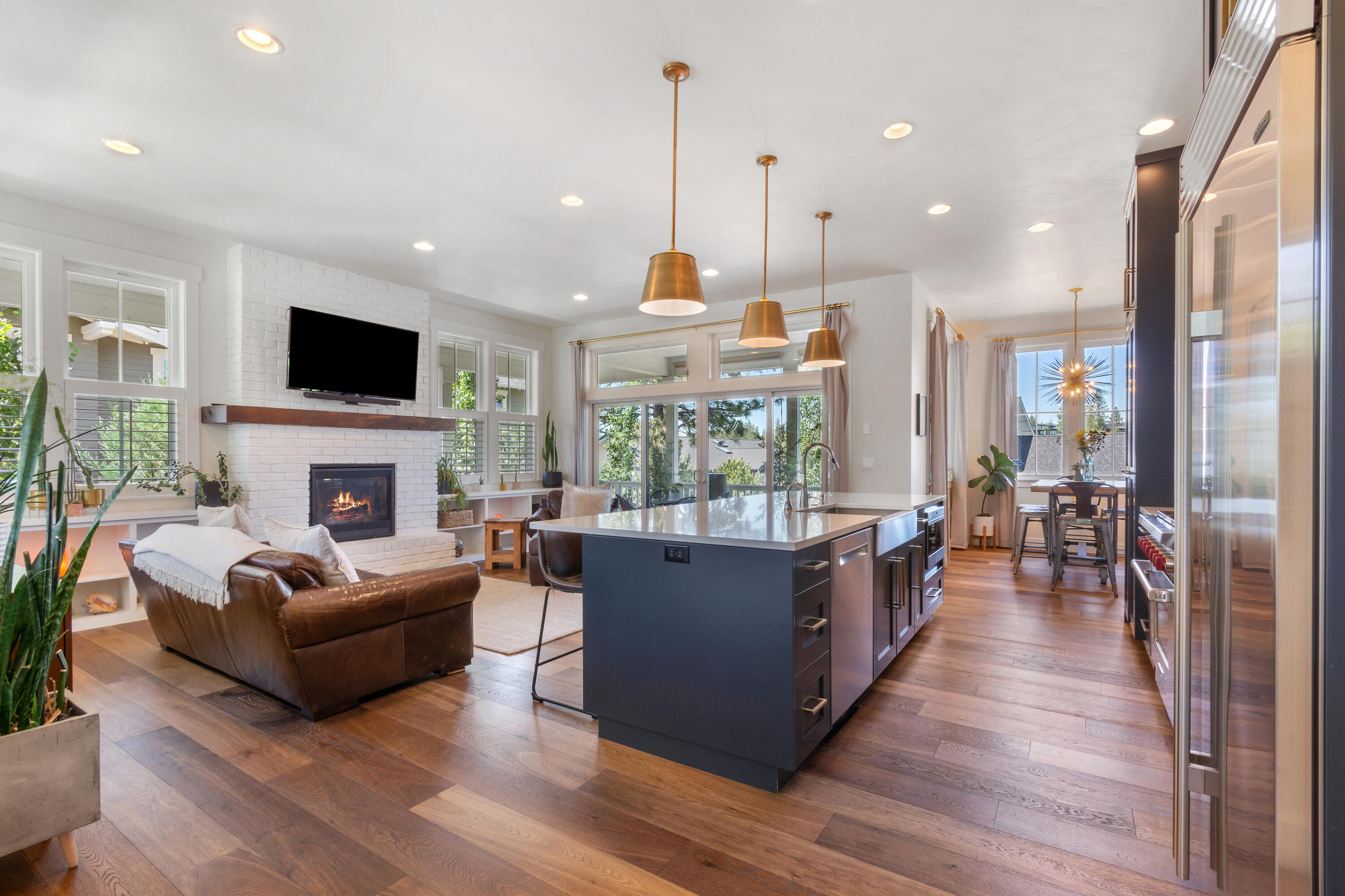 1335 NW Mt Washington Drive