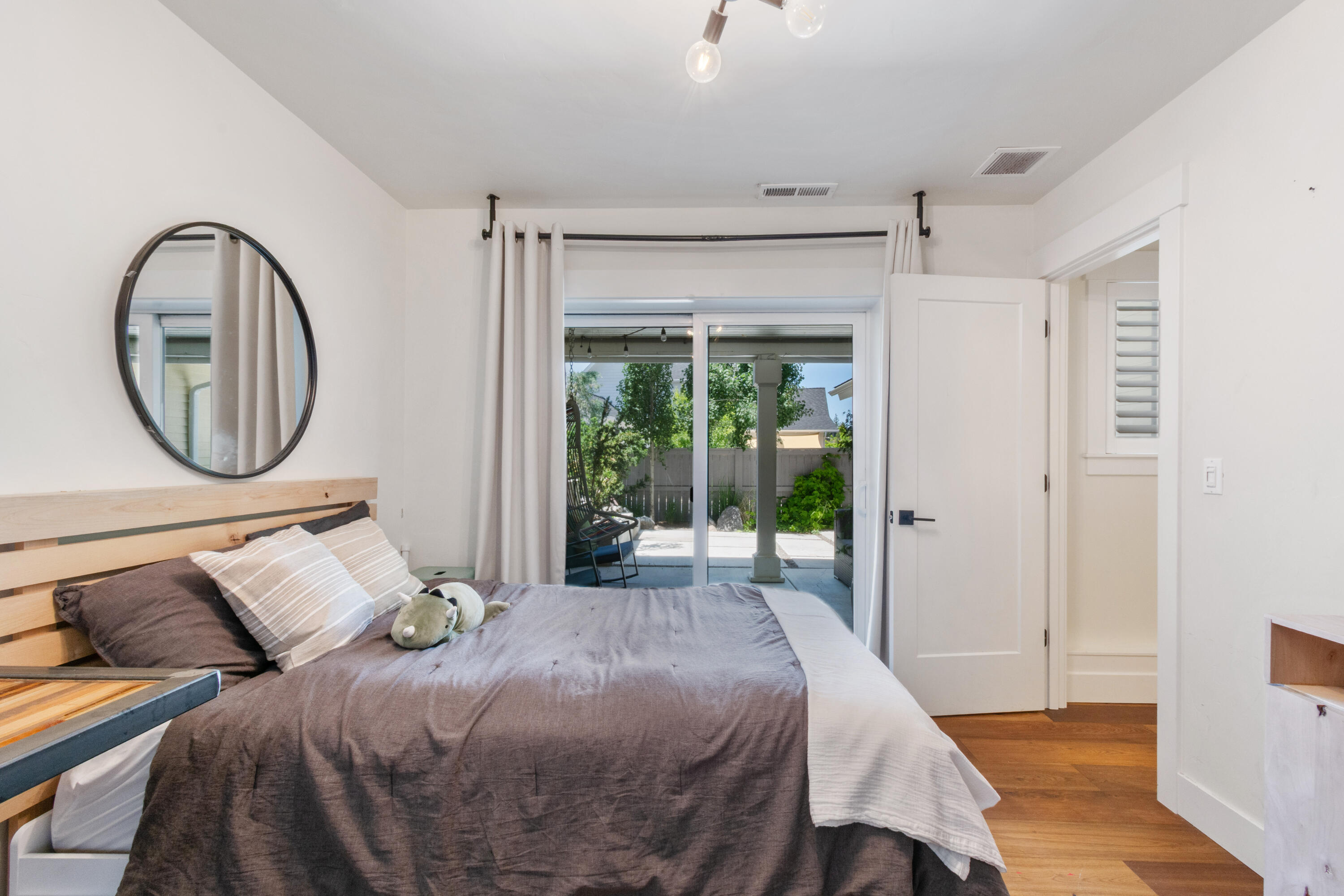 1335 NW Mt Washington Drive