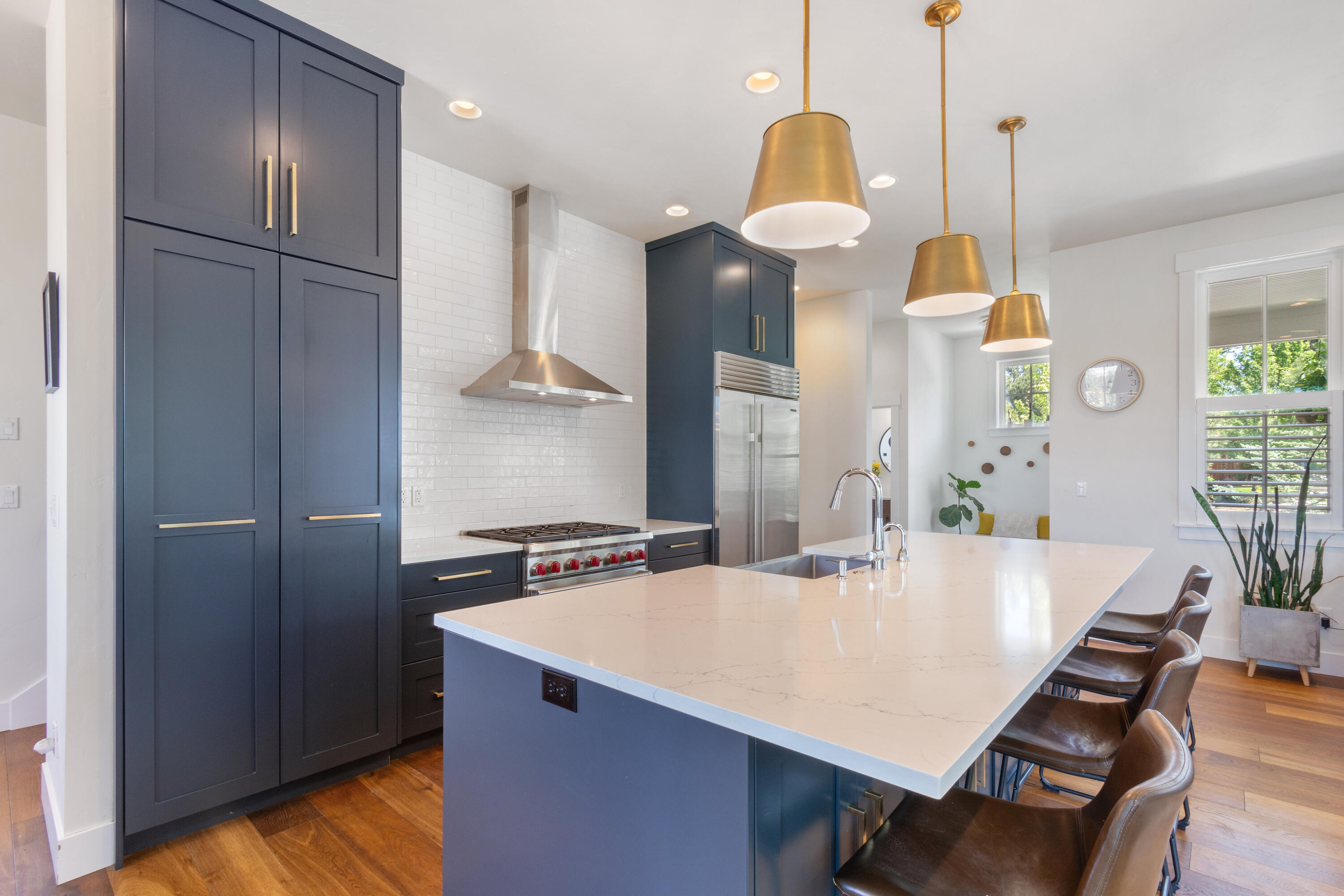 1335 NW Mt Washington Drive