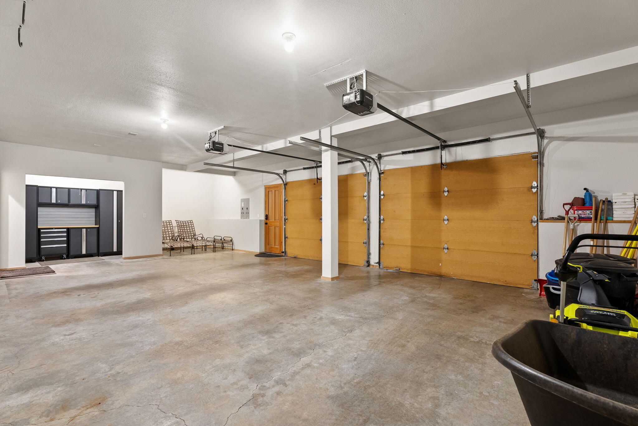 13391 Anapholis, GM 419