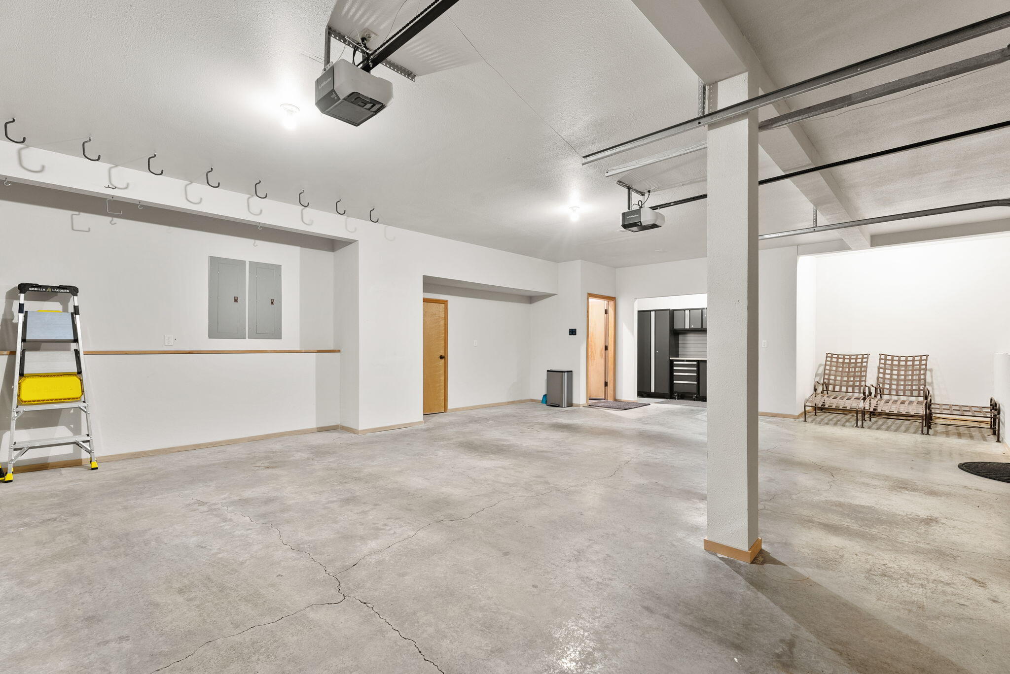 13391 Anapholis, GM 419