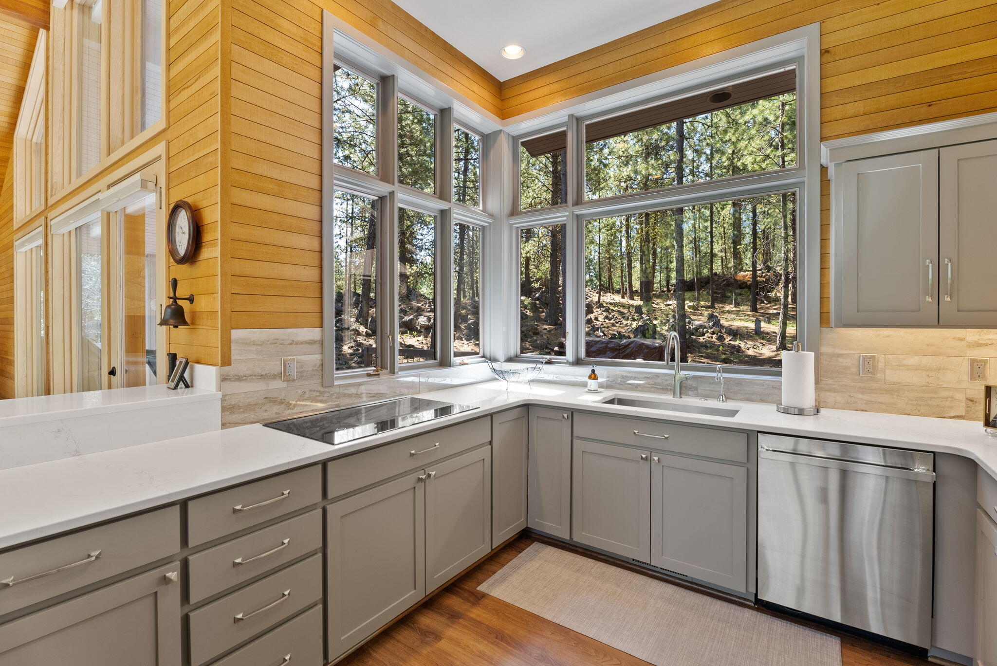 13391 Anapholis, GM 419