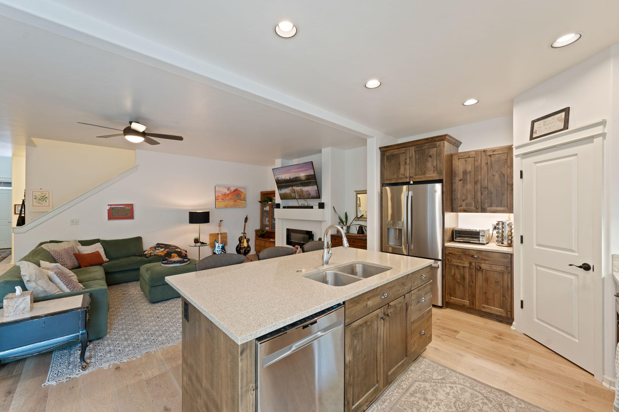 60367 SE Hedgewood Lane