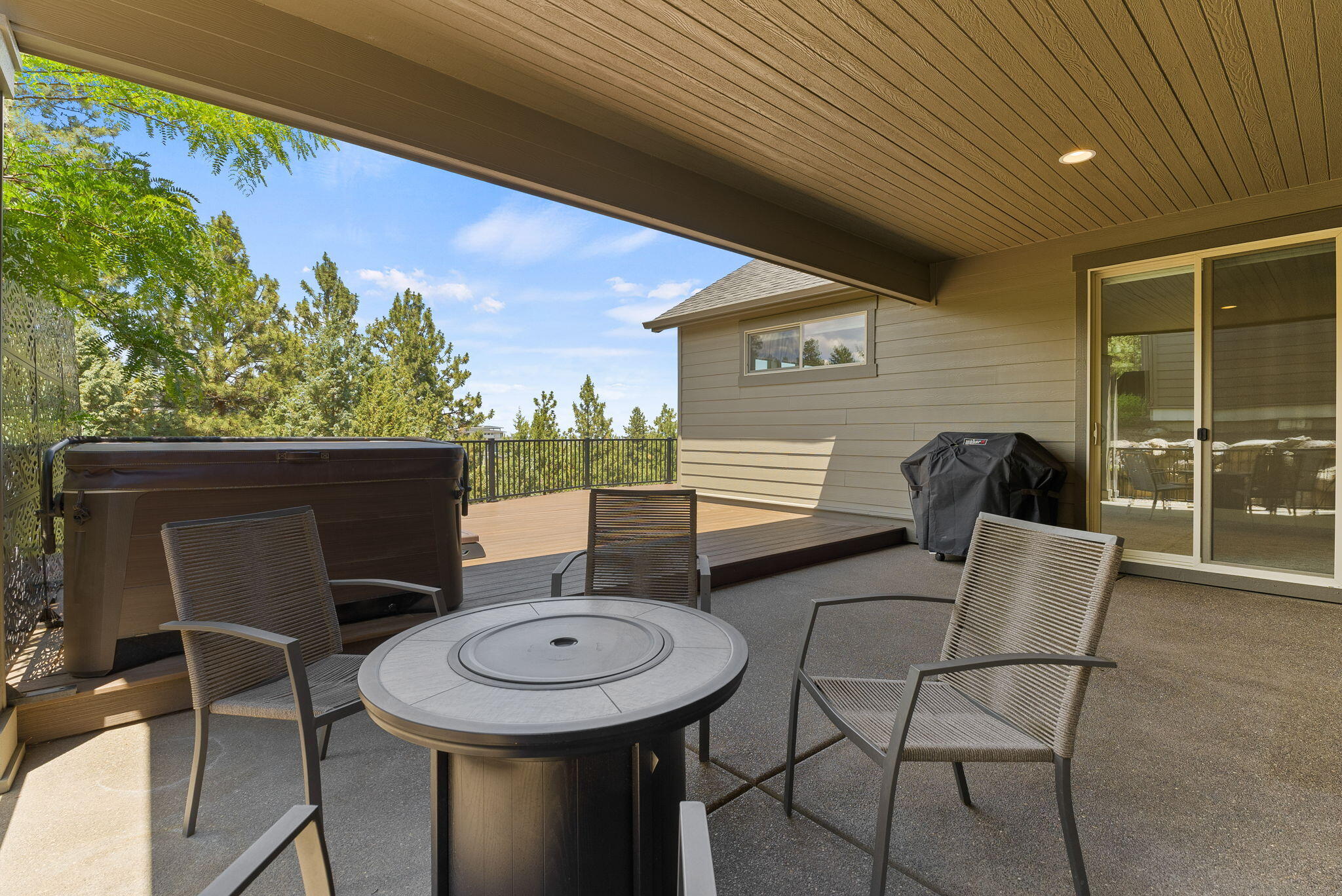 2524 NW Pine Terrace Drive