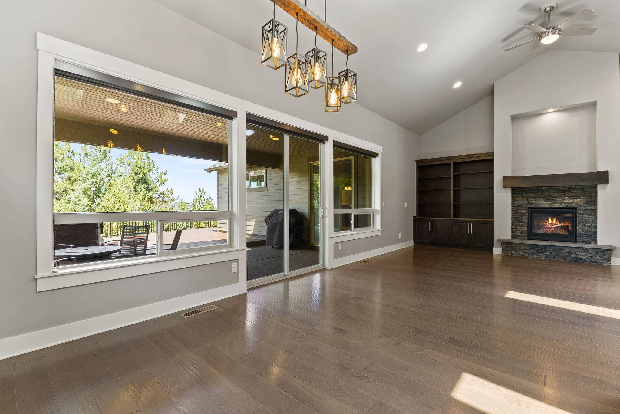 2524 NW Pine Terrace Drive