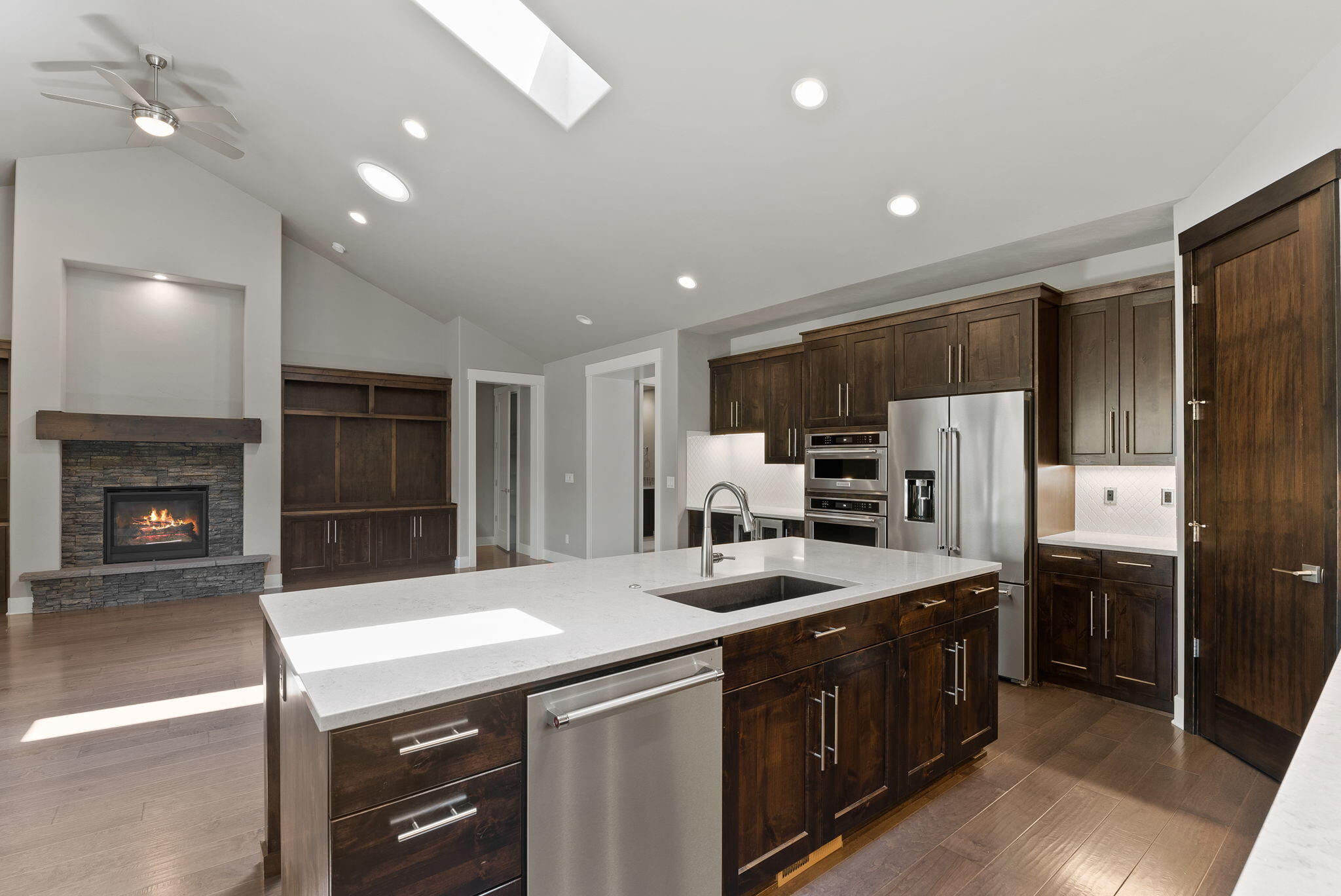 2524 NW Pine Terrace Drive