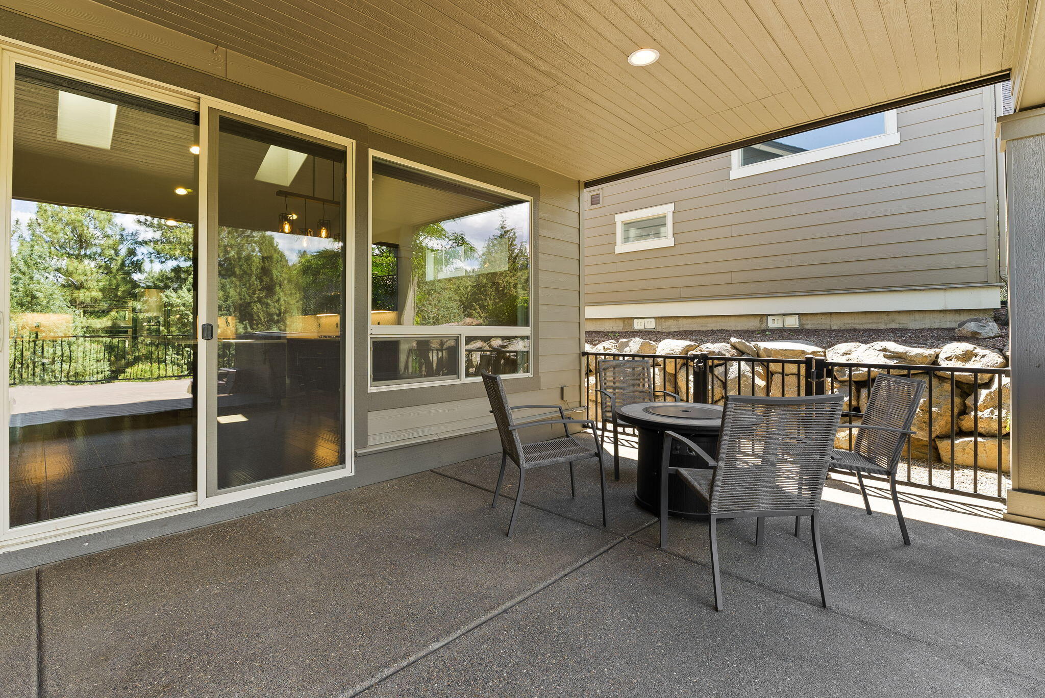 2524 NW Pine Terrace Drive