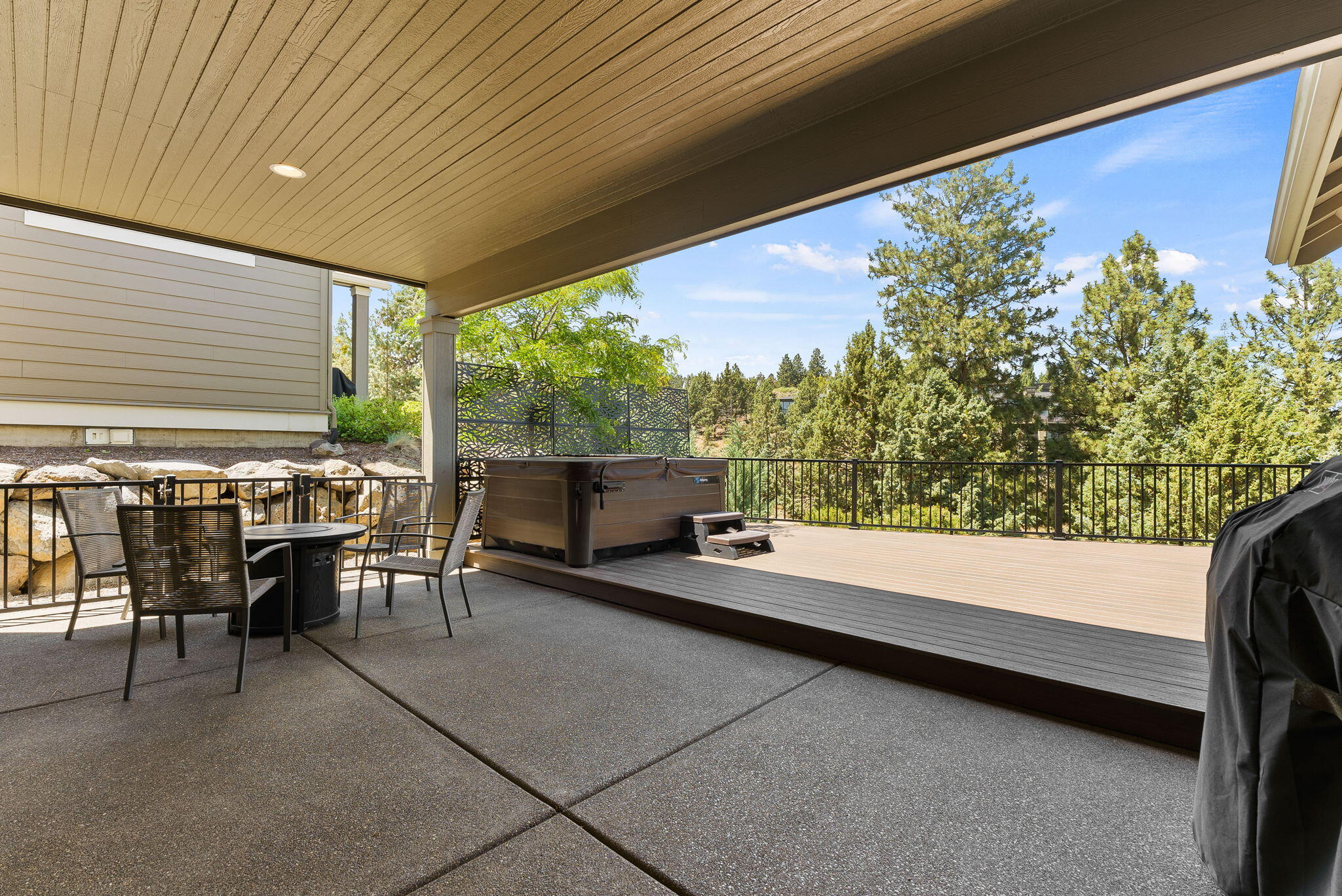 2524 NW Pine Terrace Drive