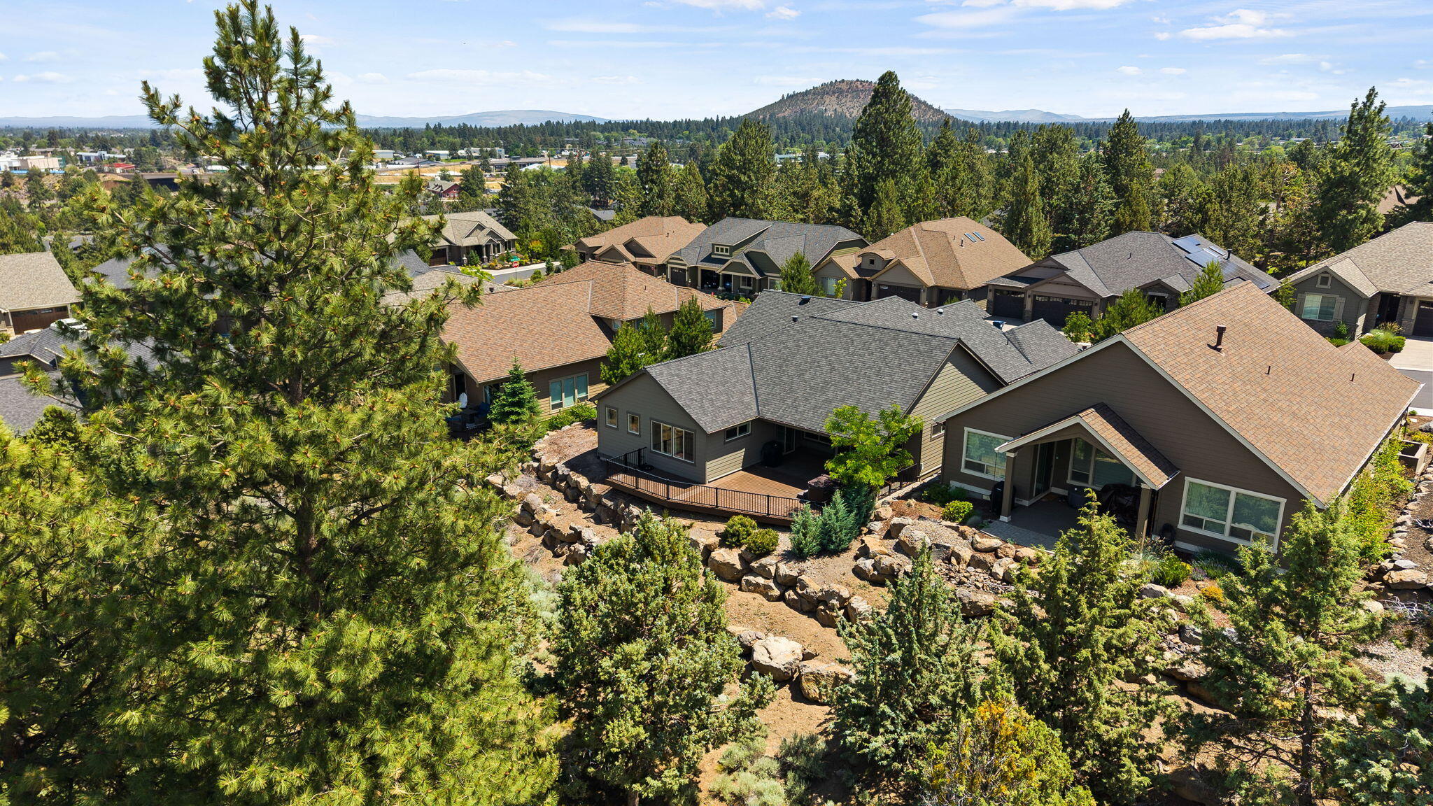 2524 NW Pine Terrace Drive