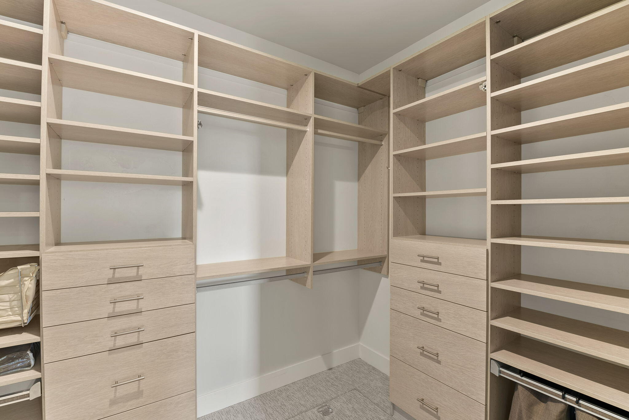 2524 NW Pine Terrace Drive