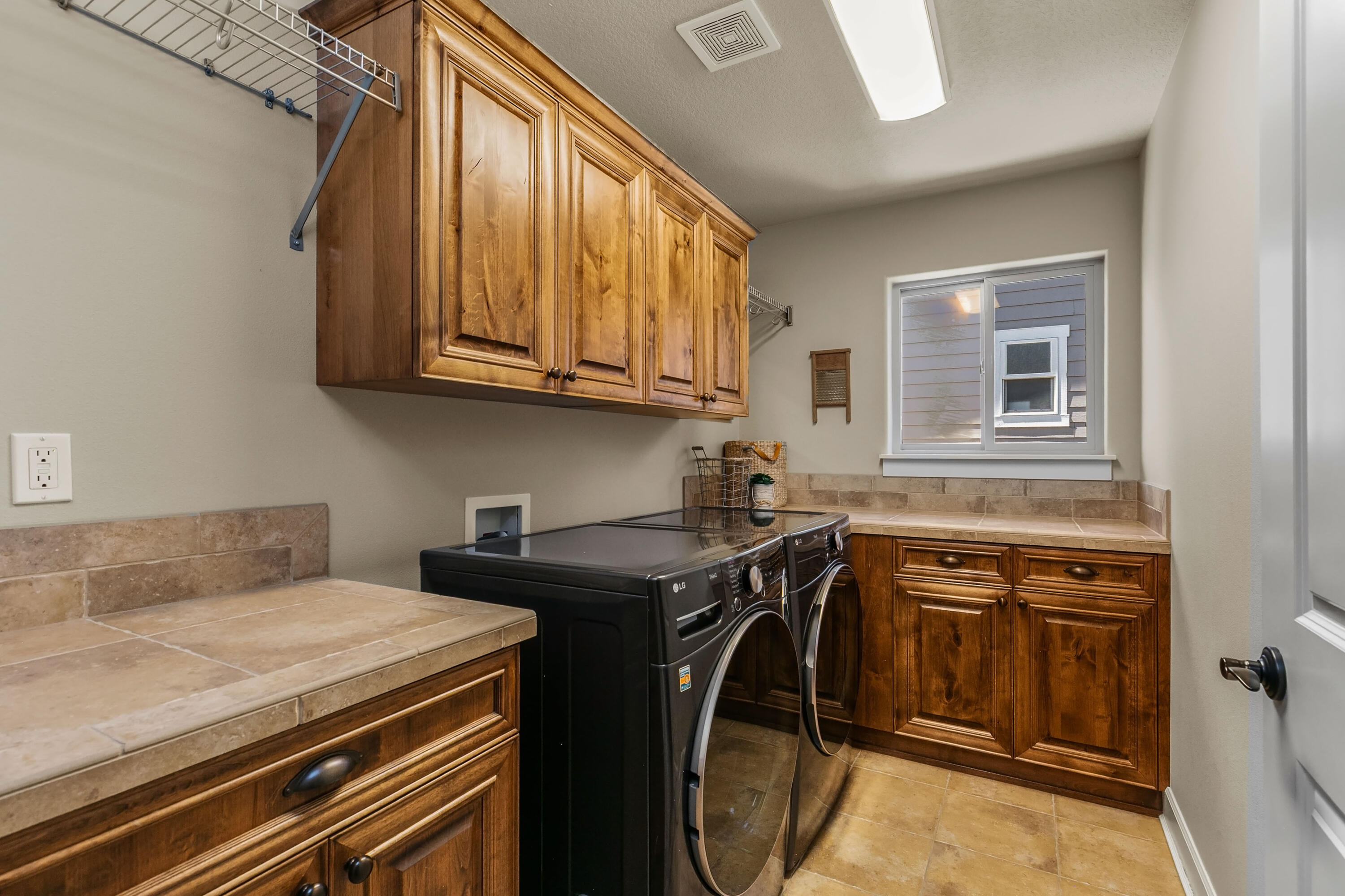 20548 Jacklight Lane, Bend