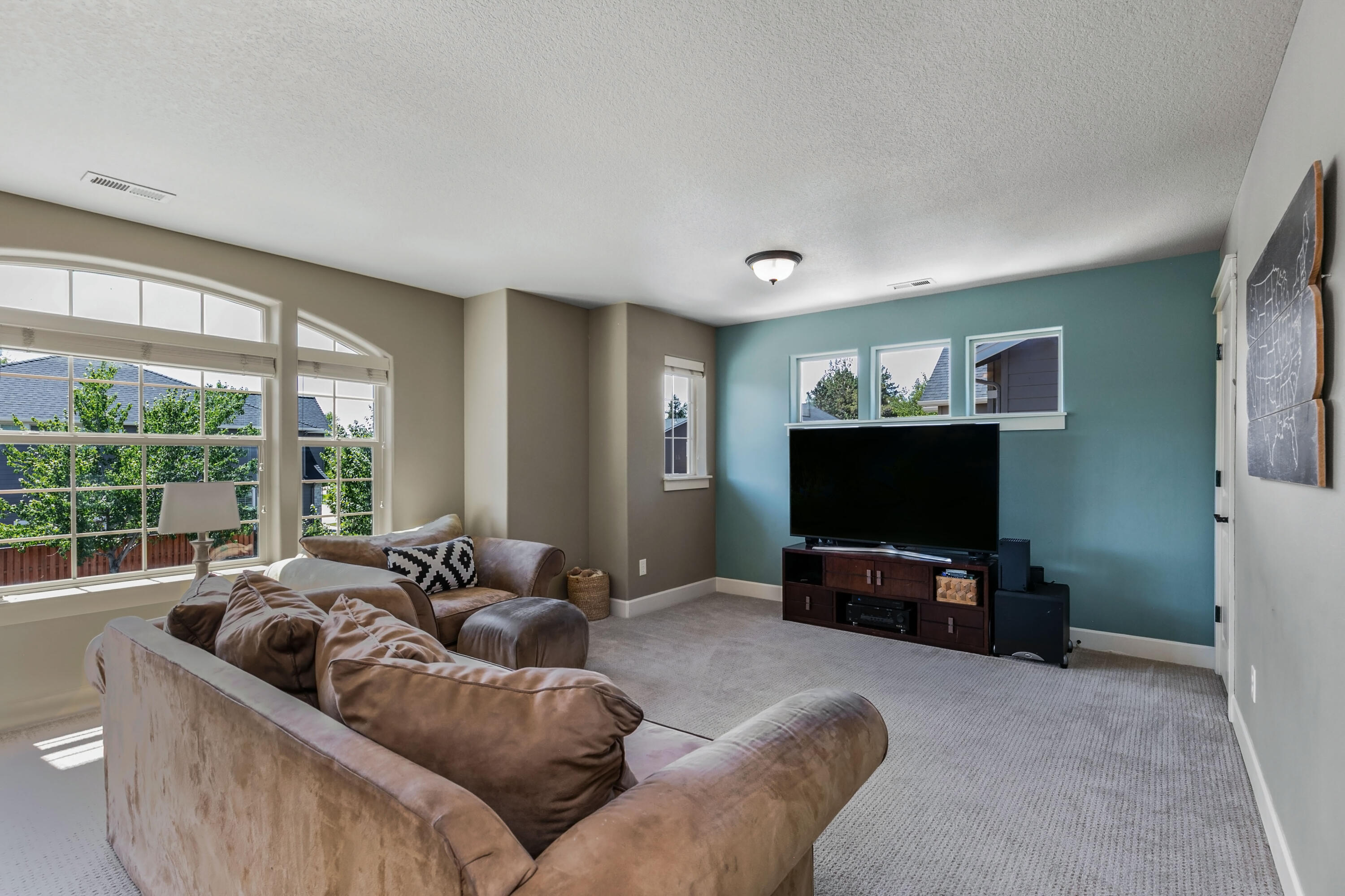 20548 Jacklight Lane, Bend