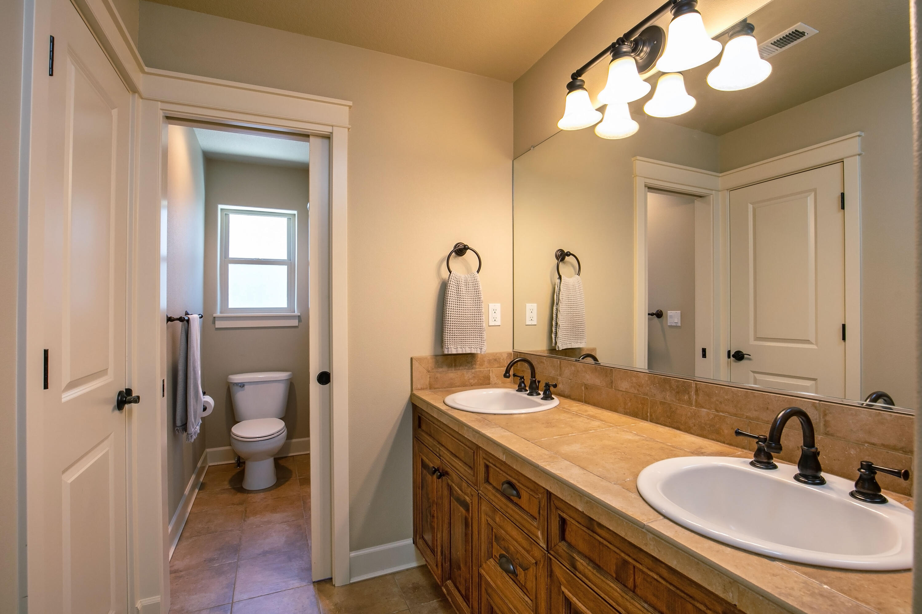 20548 Jacklight Lane, Bend